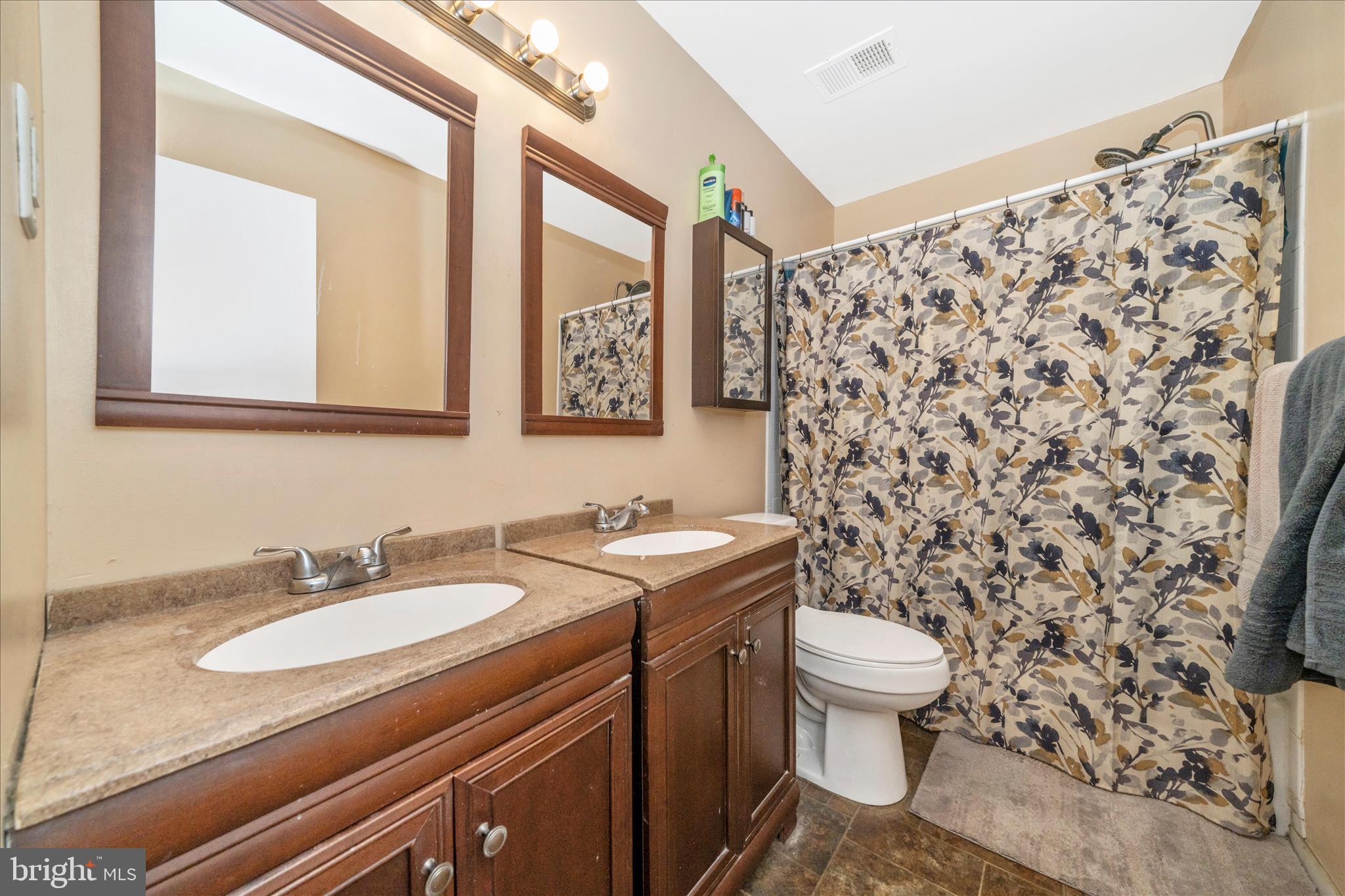 BRUNSWICK HEIGHTS - Residential