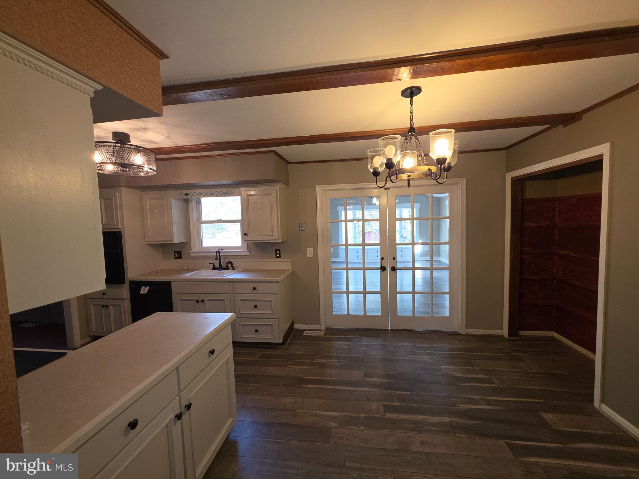 LAKEWOOD - Residential