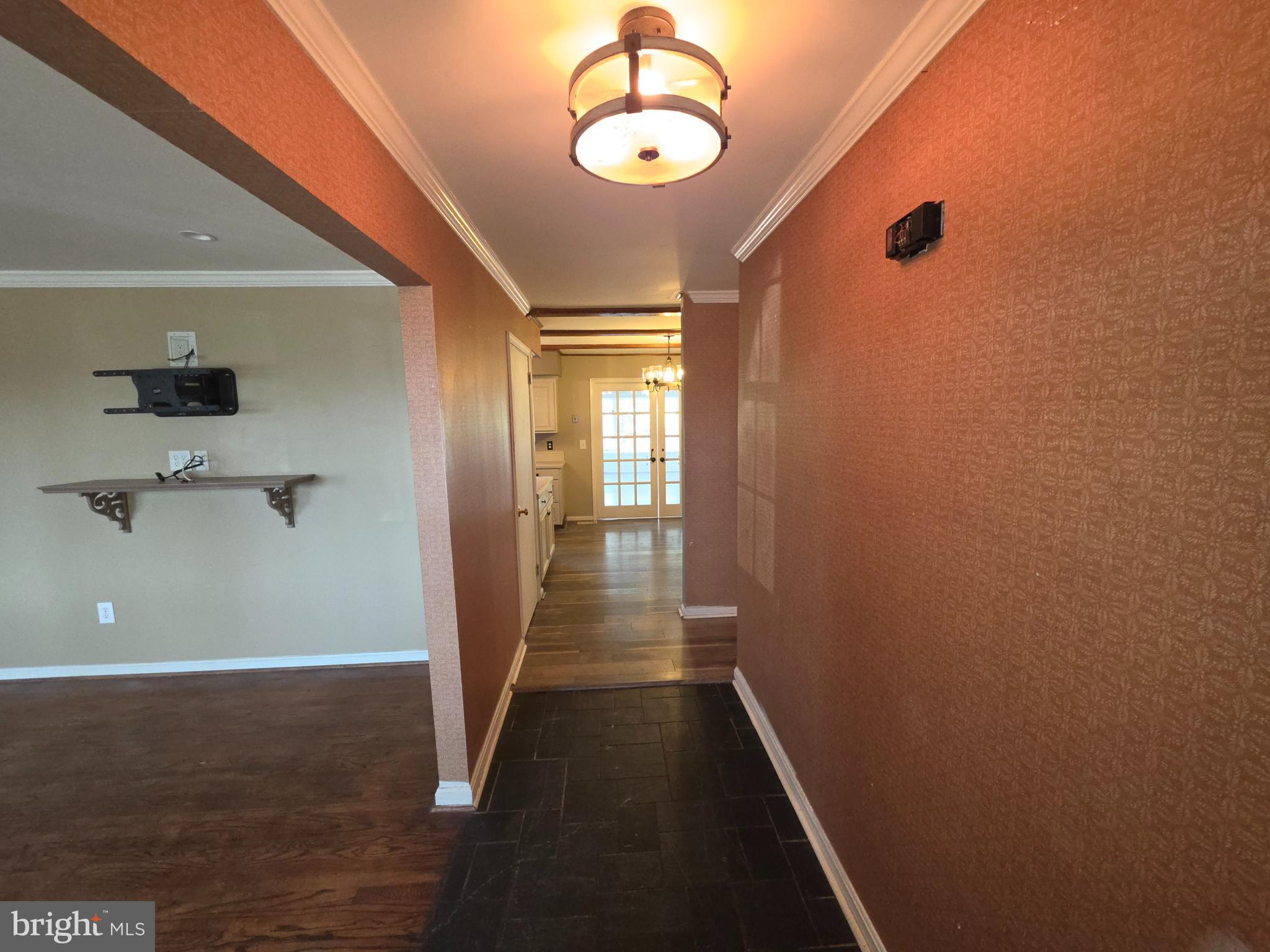 LAKEWOOD - Residential