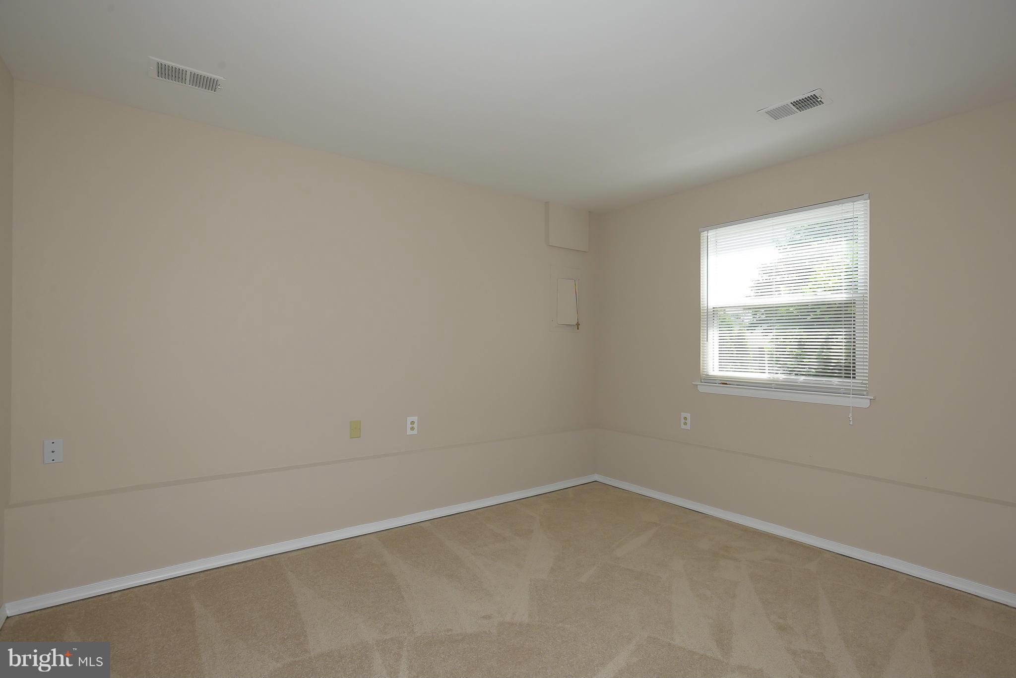 SPRIGGS COVE - Residential