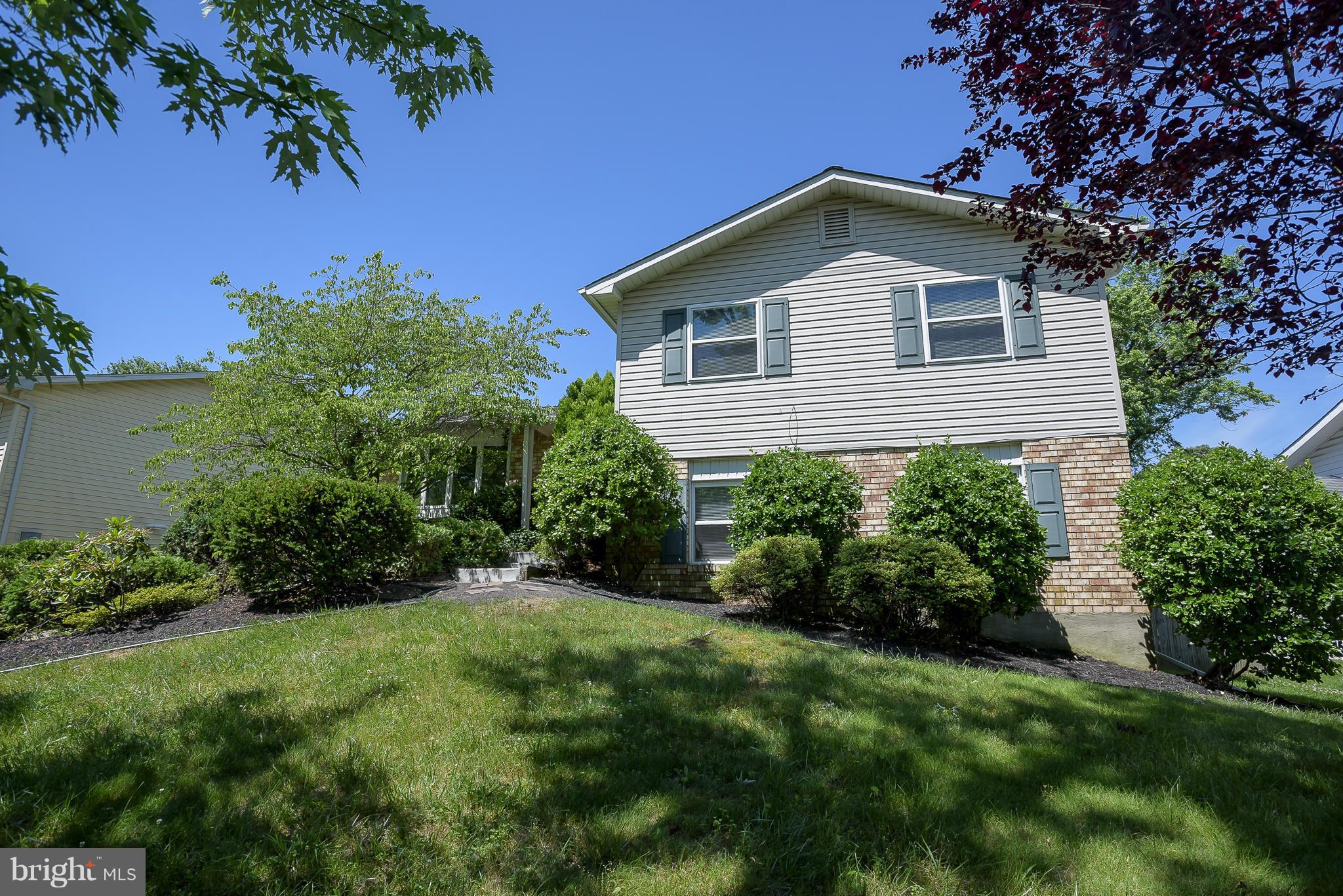 SPRIGGS COVE - Residential