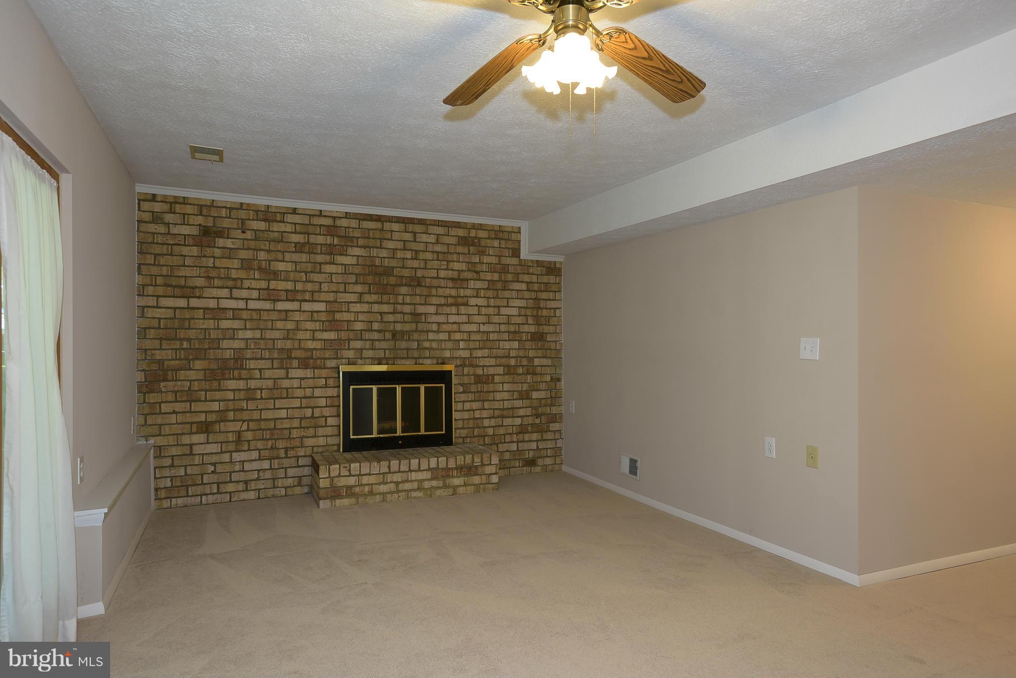 SPRIGGS COVE - Residential