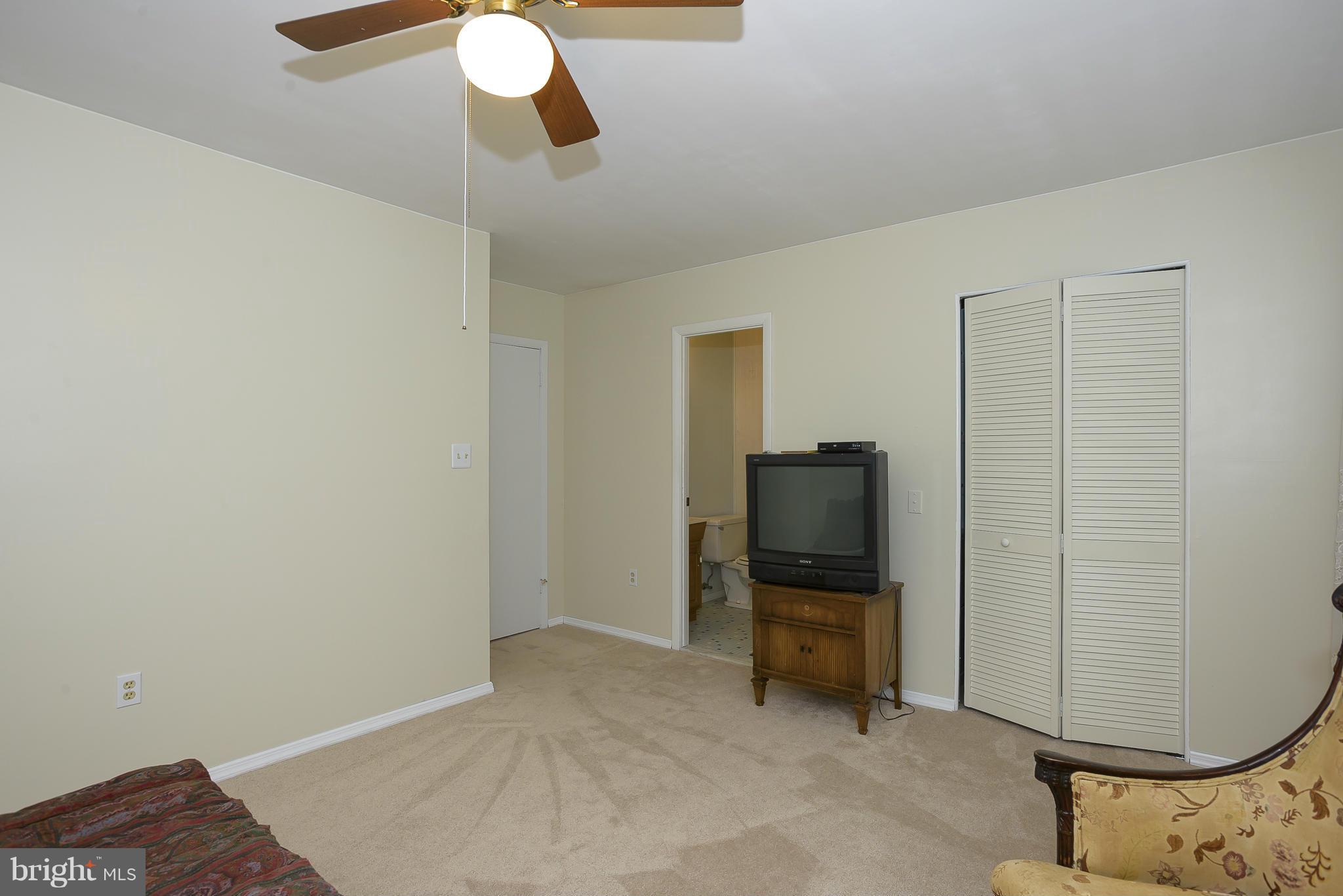 SPRIGGS COVE - Residential