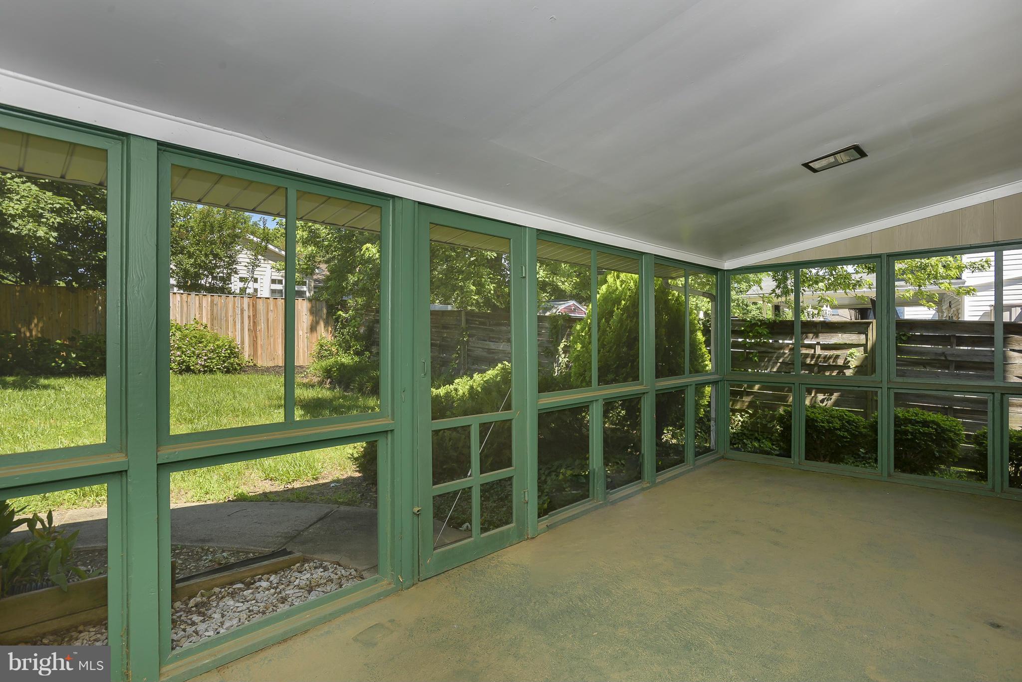 SPRIGGS COVE - Residential