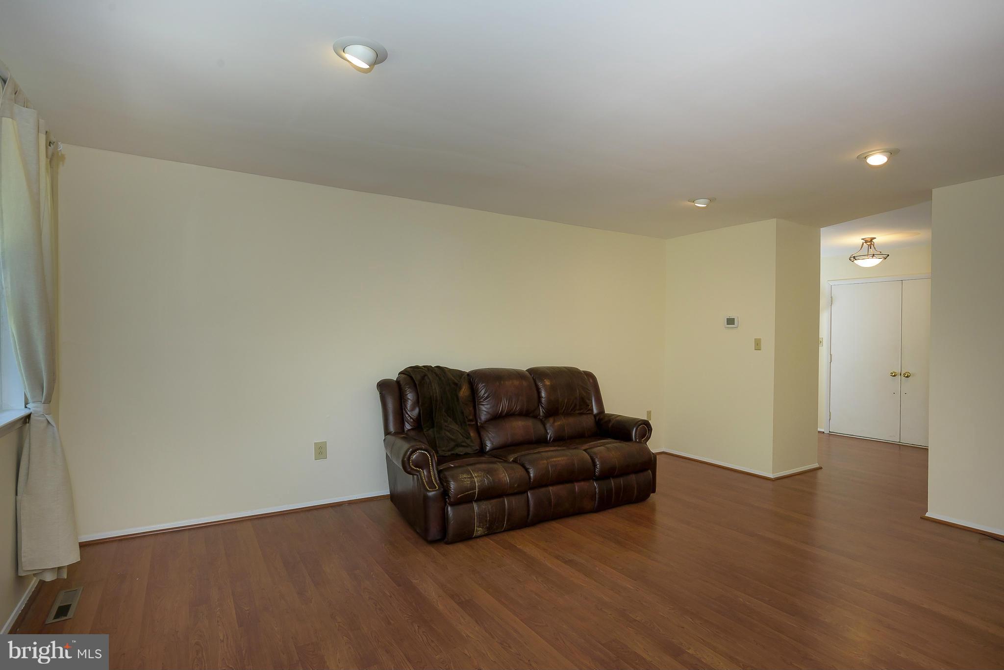 SPRIGGS COVE - Residential