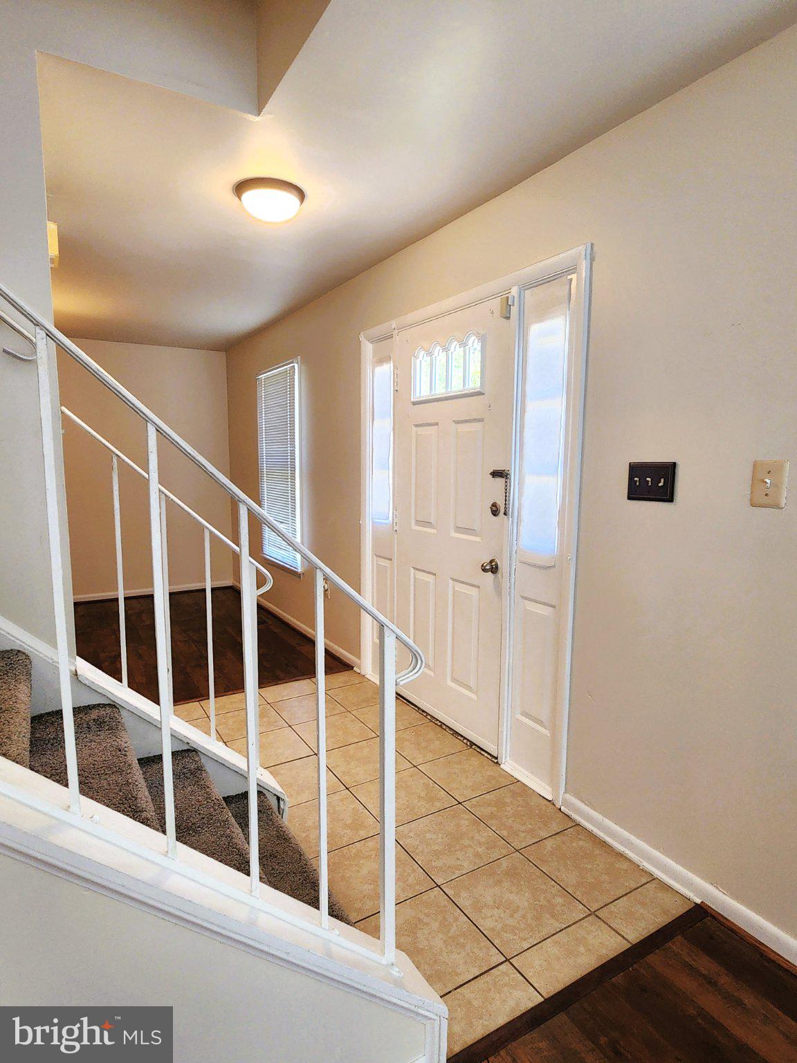 6107 WILLOW WAY