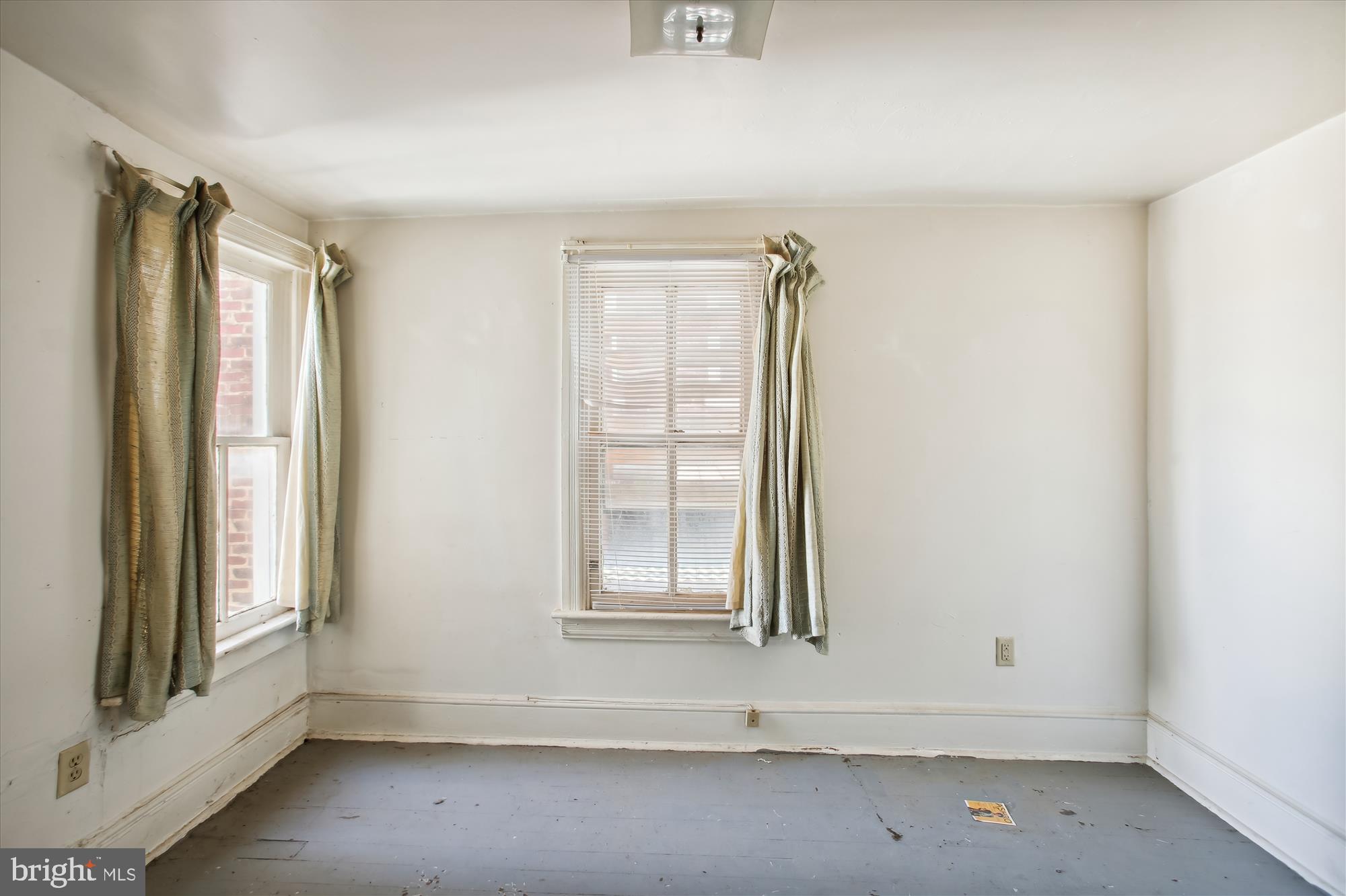 HAGERSTOWN - Residential