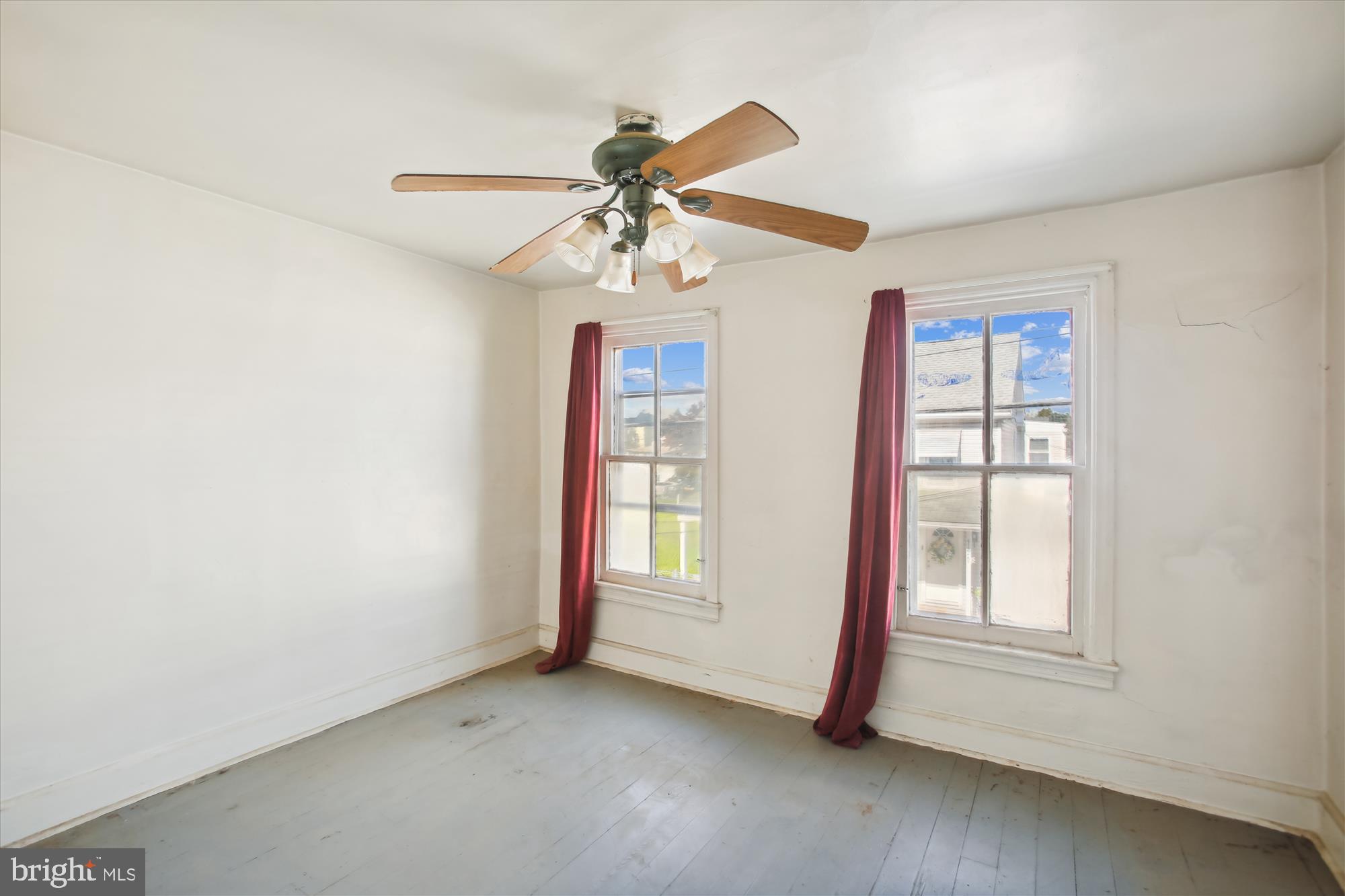 HAGERSTOWN - Residential