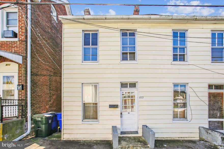 Great opportunity to  buy a well price property in downtown Hagerstown.  Great potential to make this home great!