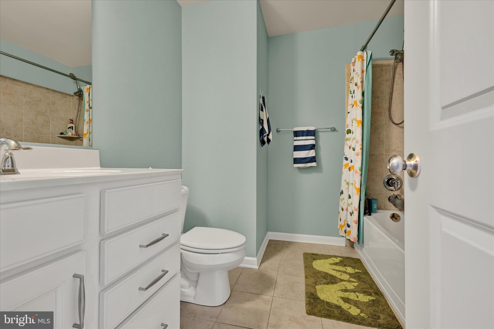 TANYARD COVE - Residential Lease