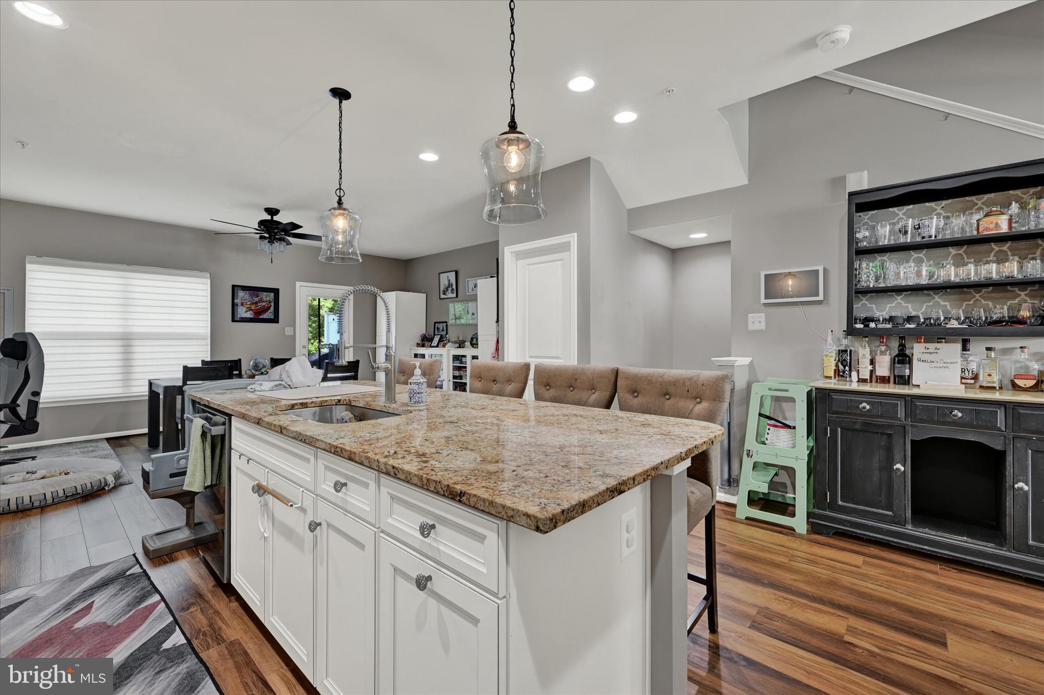 TANYARD COVE - Residential Lease