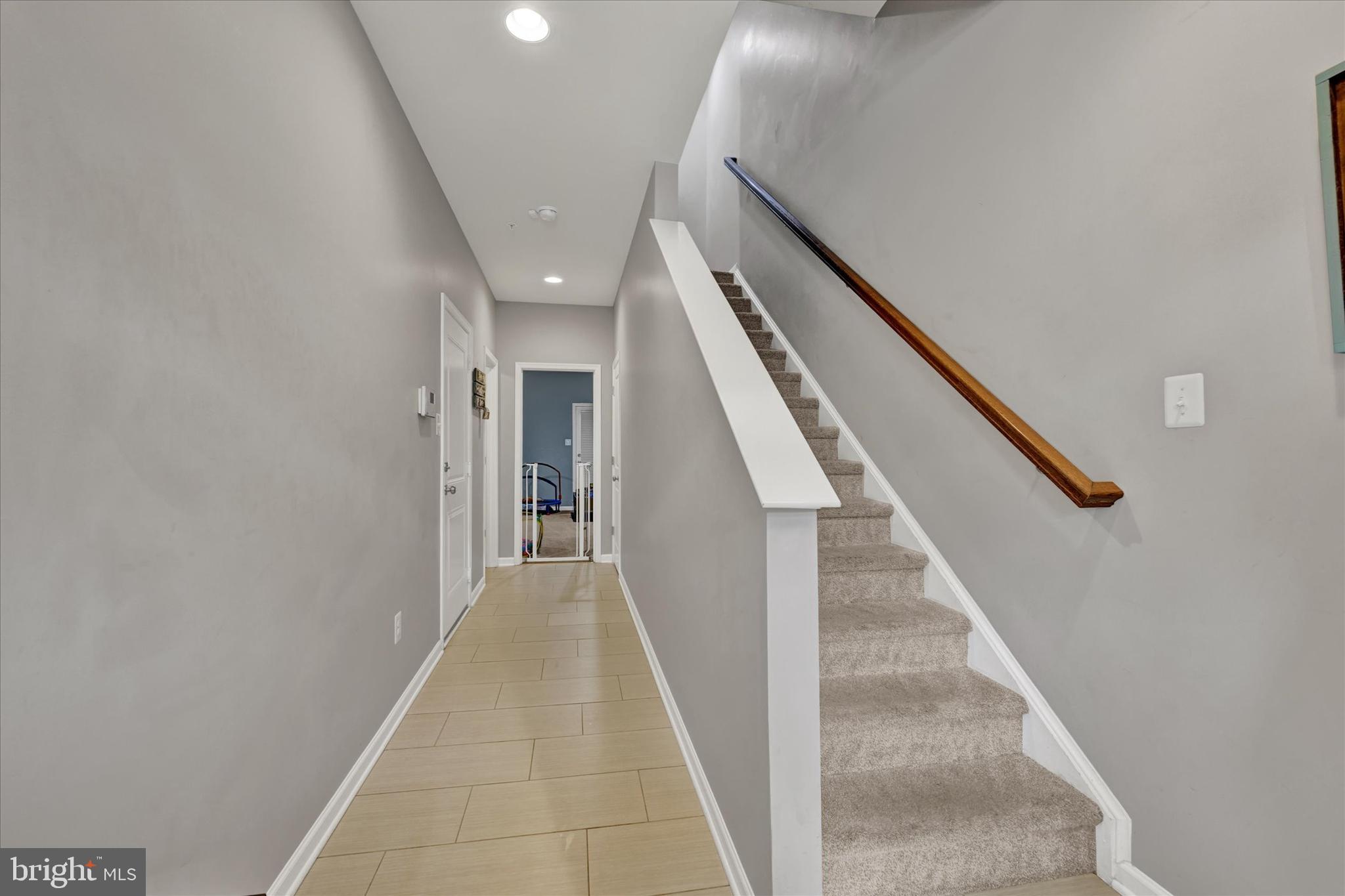 TANYARD COVE - Residential Lease