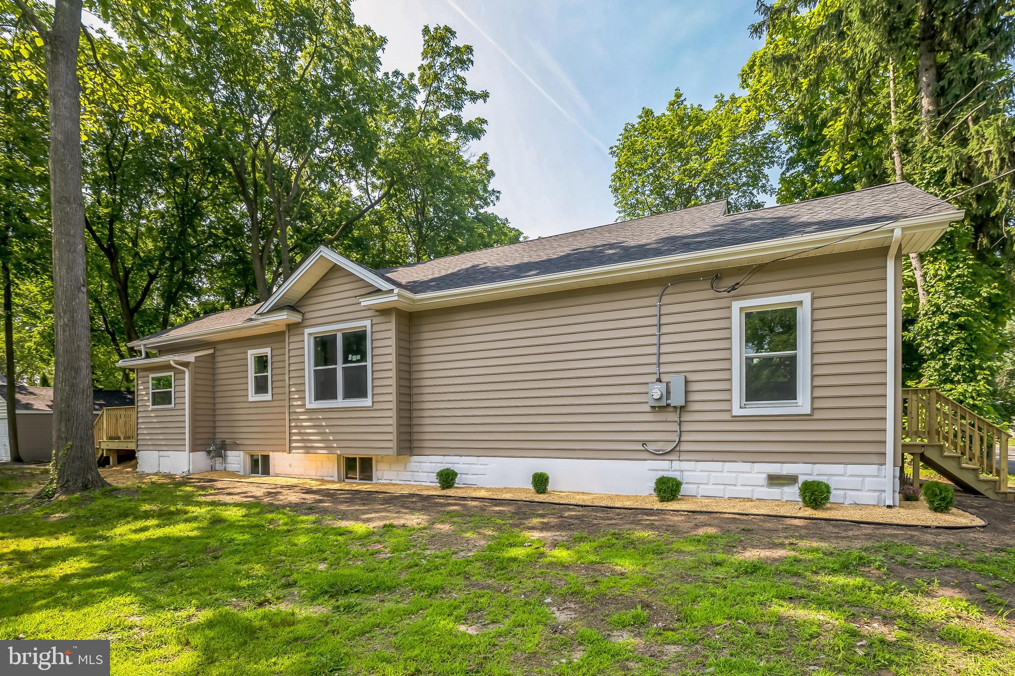503 LAUREL ROAD