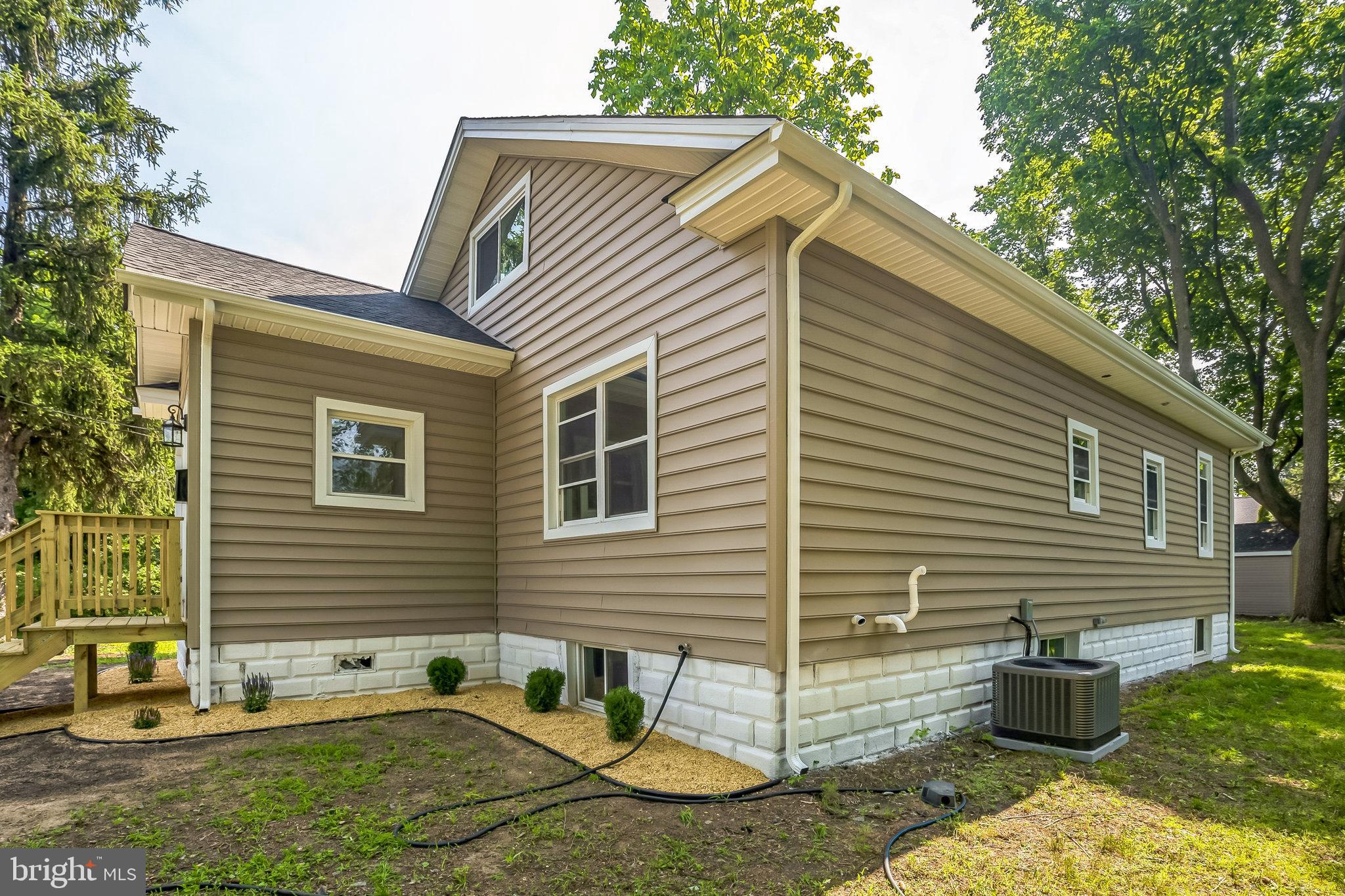 503 LAUREL ROAD
