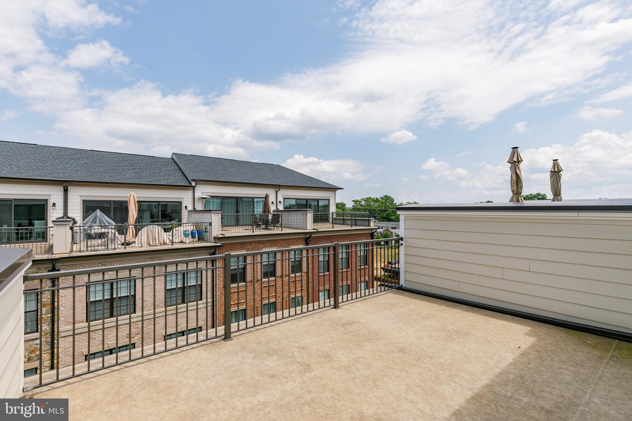 POTOMAC OVERLOOK CONDO - Residential