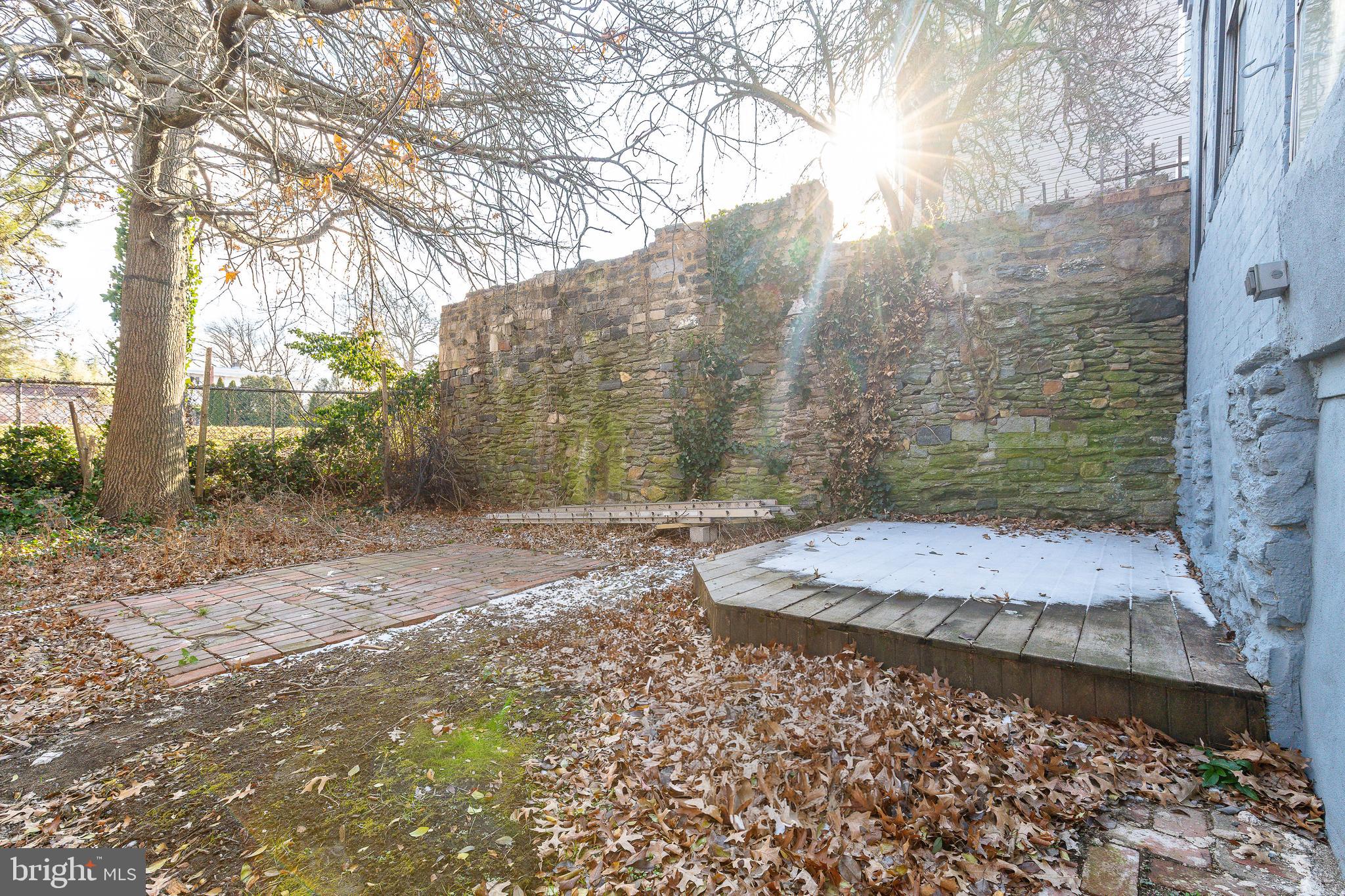 GERMANTOWN (WEST) - Residential