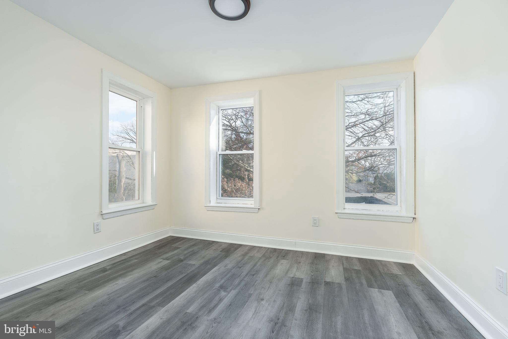 GERMANTOWN (WEST) - Residential