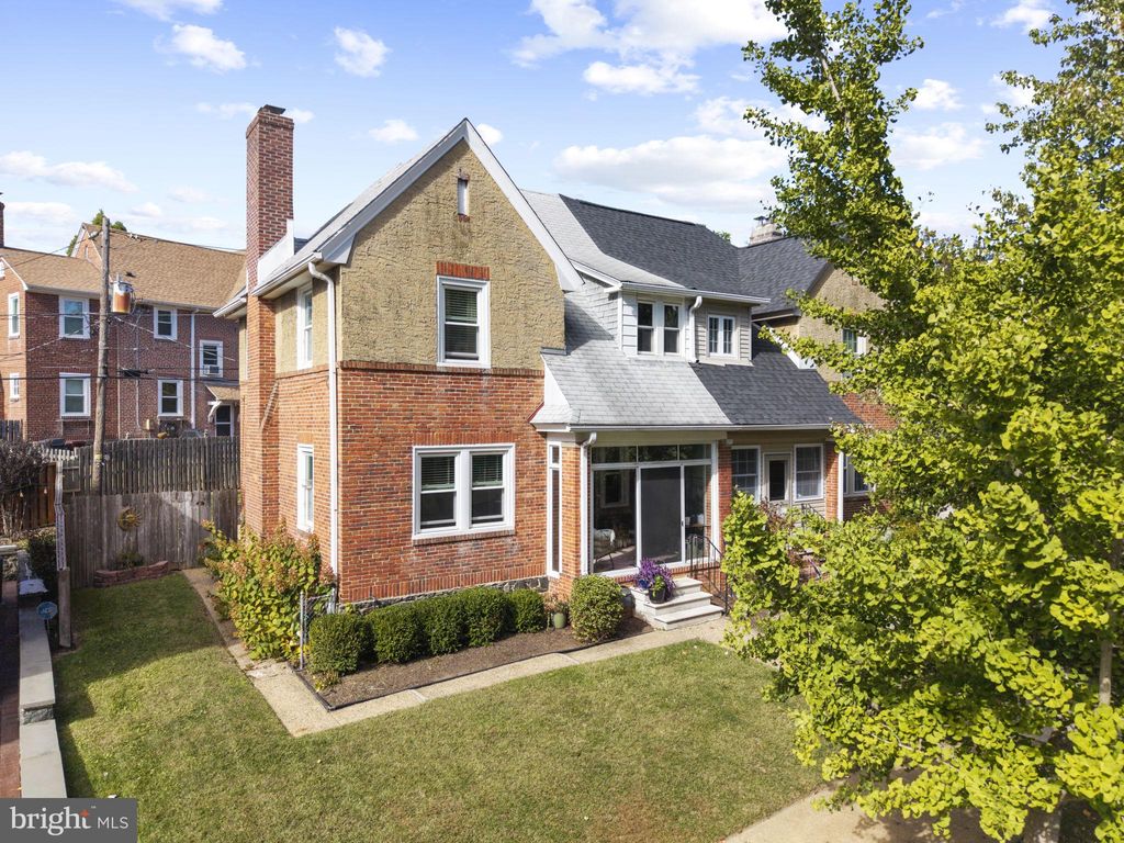 Photo of 605 S Bancroft Parkway, WILMINGTON, DE 19805 (MLS # DENC2091534)