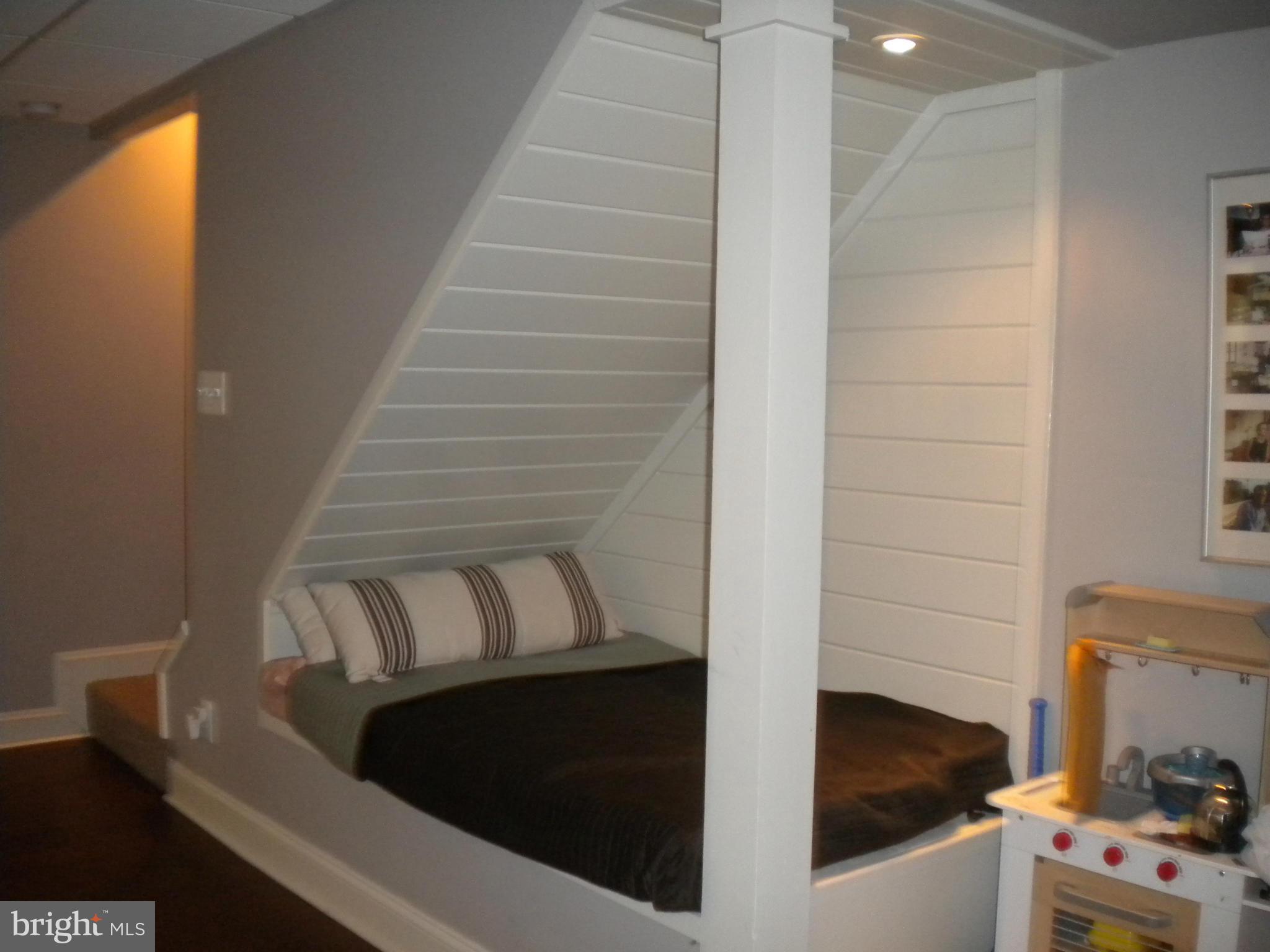 STEWARTS LANDING - Residential Lease