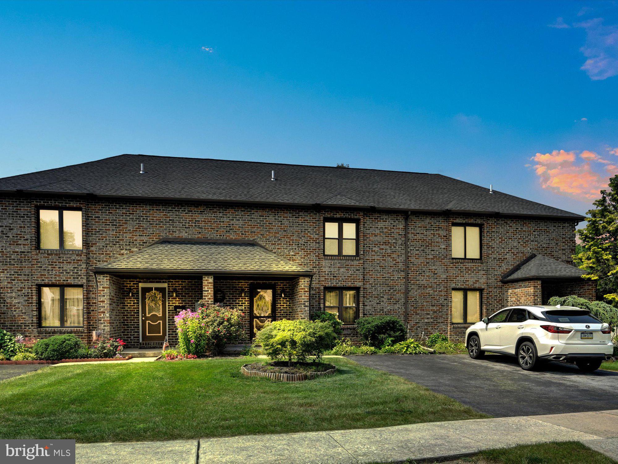 PAXTON CROSSING - Residential