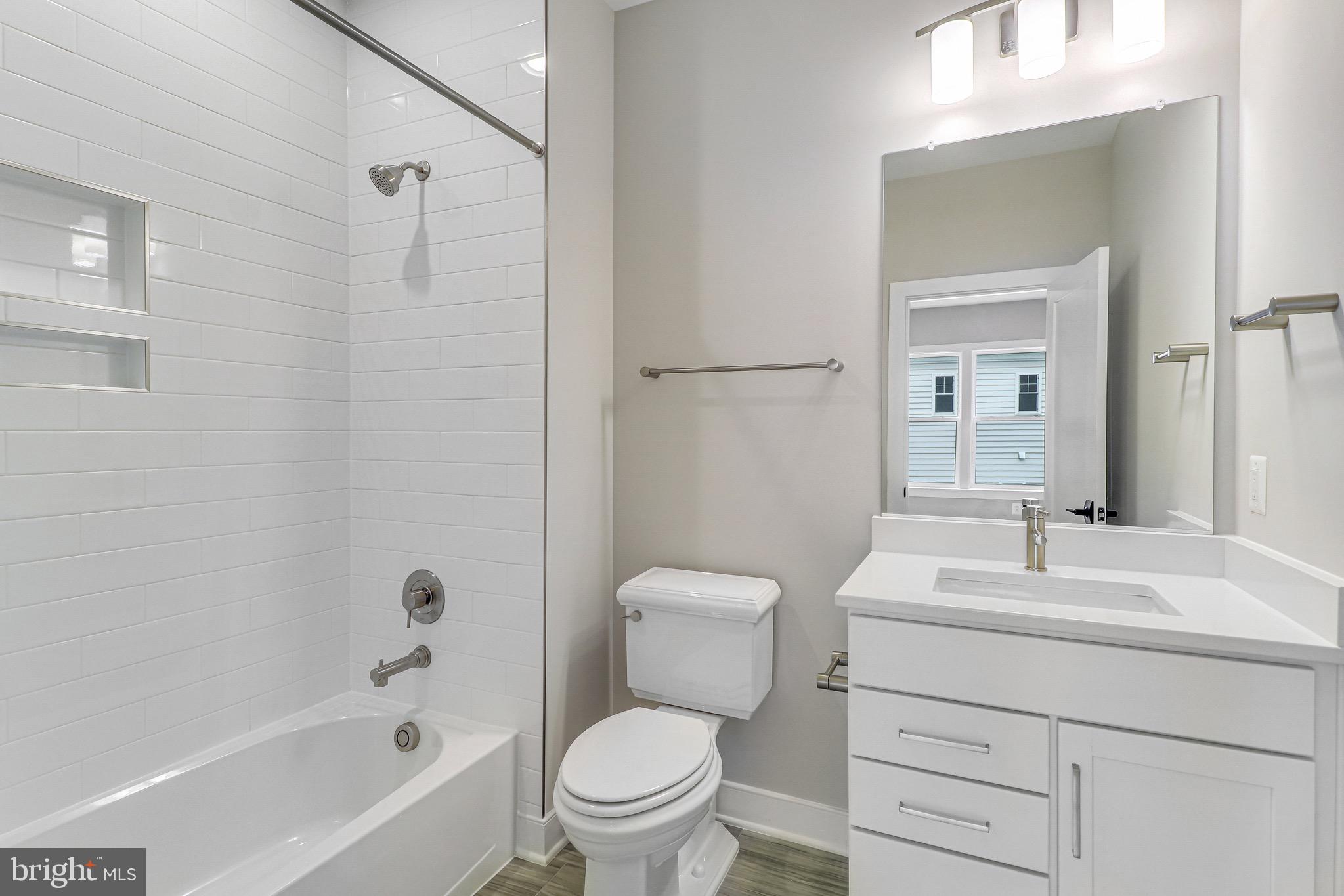 LITTLE VIENNA ESTATES - Residential