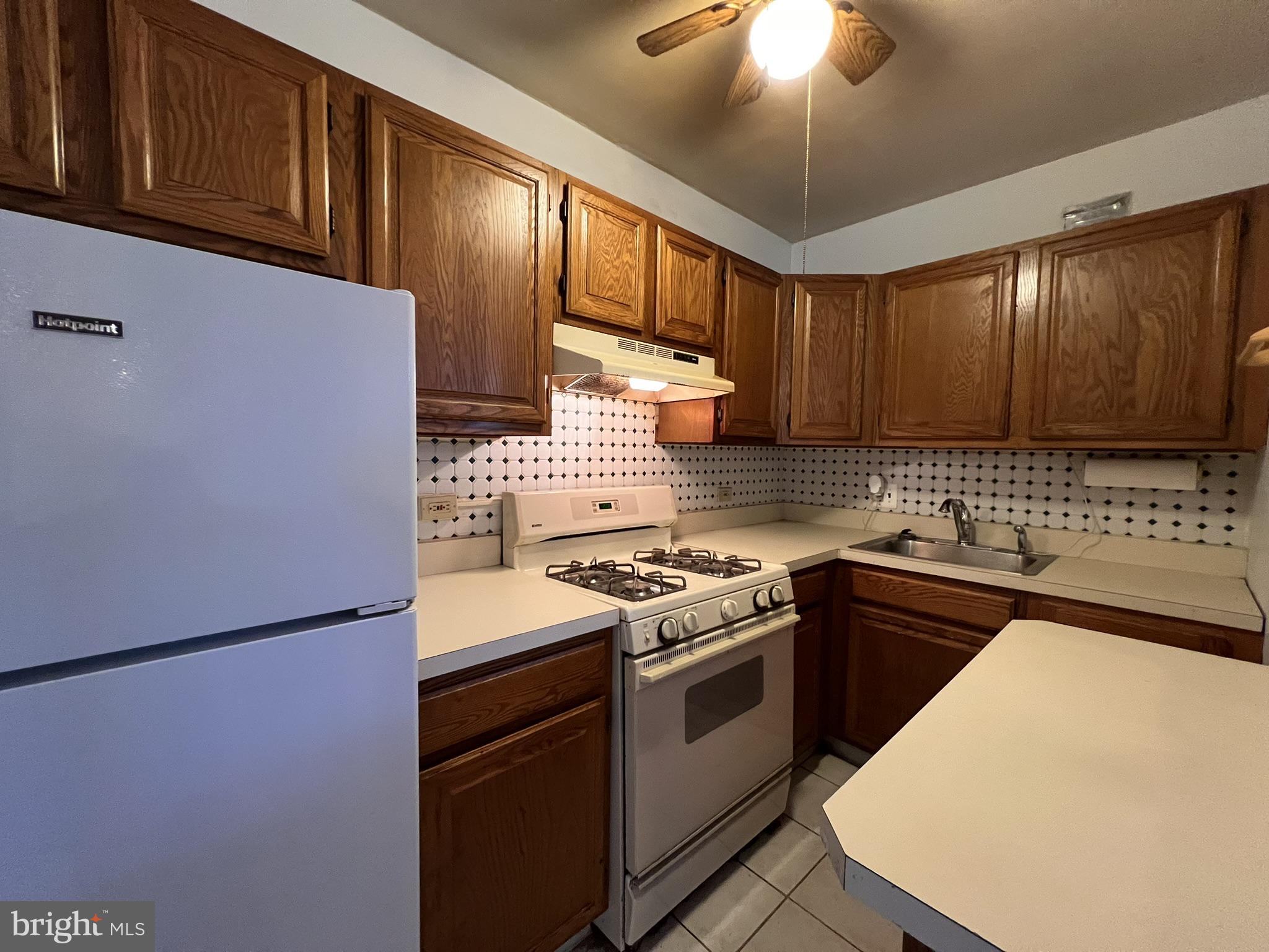 80 W BALTIMORE AVENUE C208