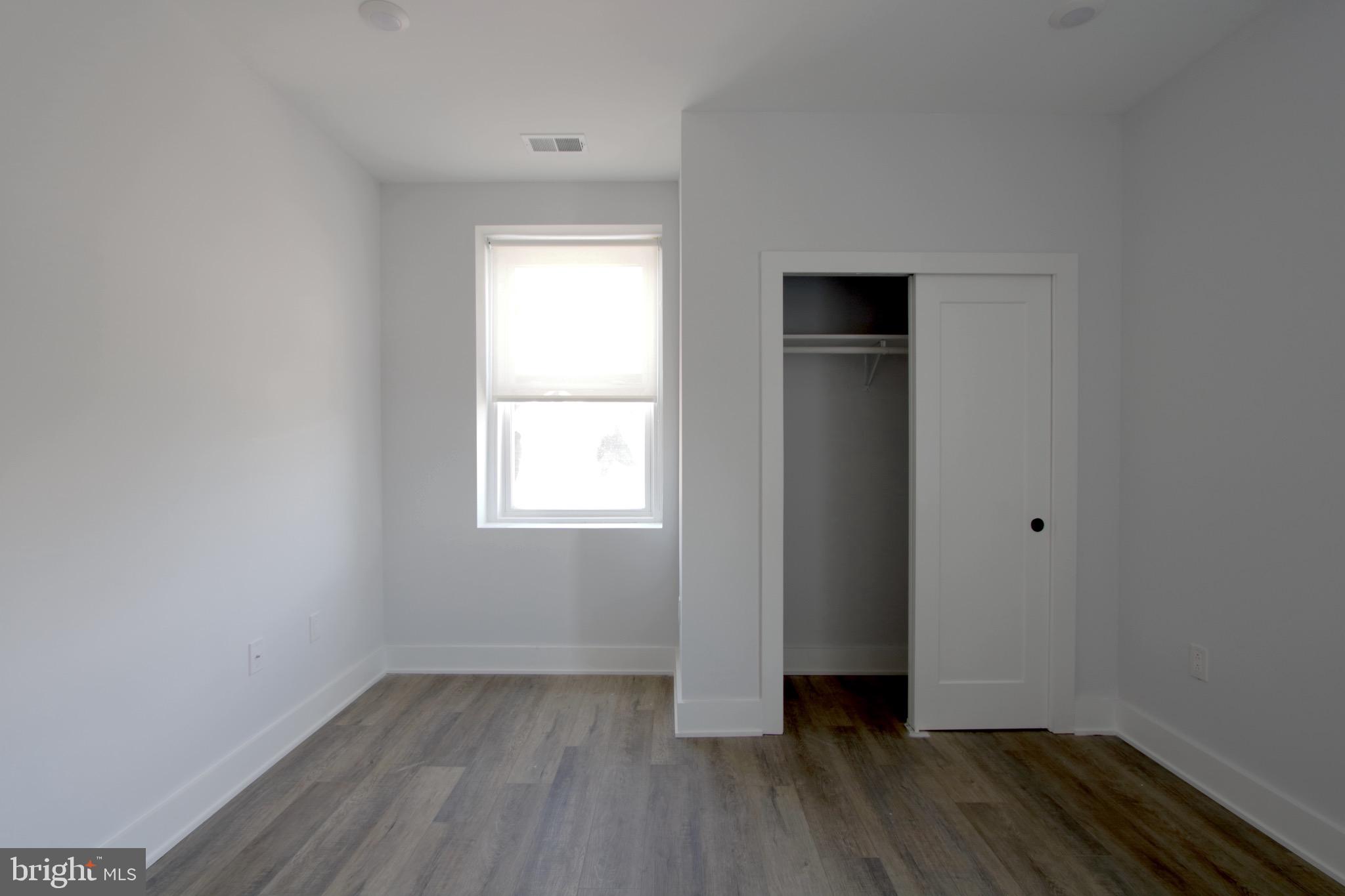 FRANKFORD - Residential Lease