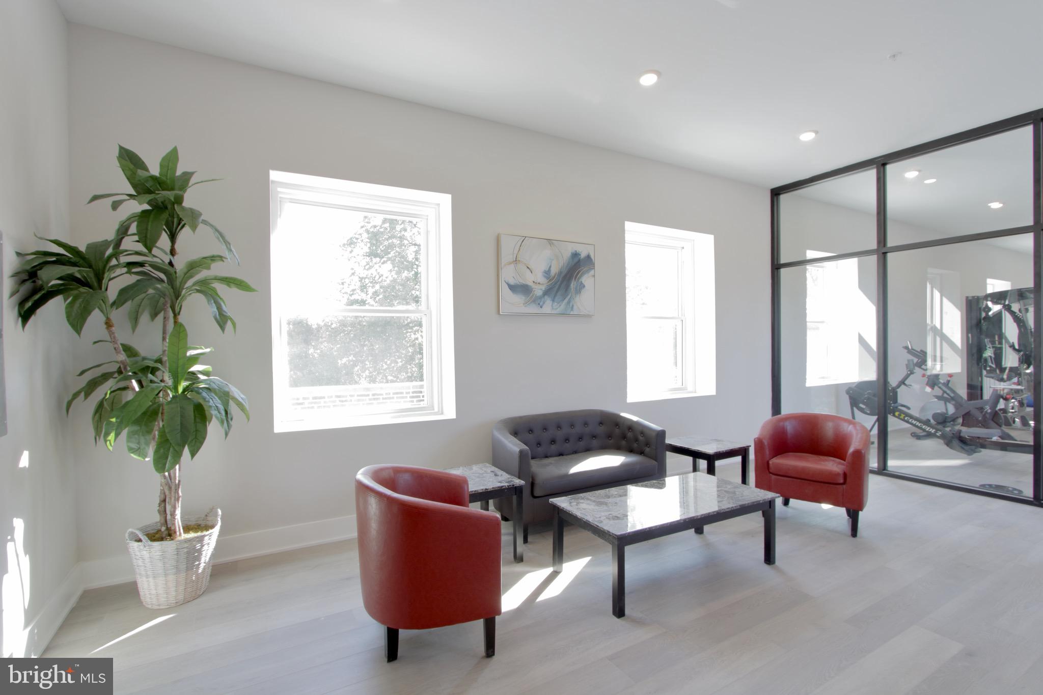 FRANKFORD - Residential Lease