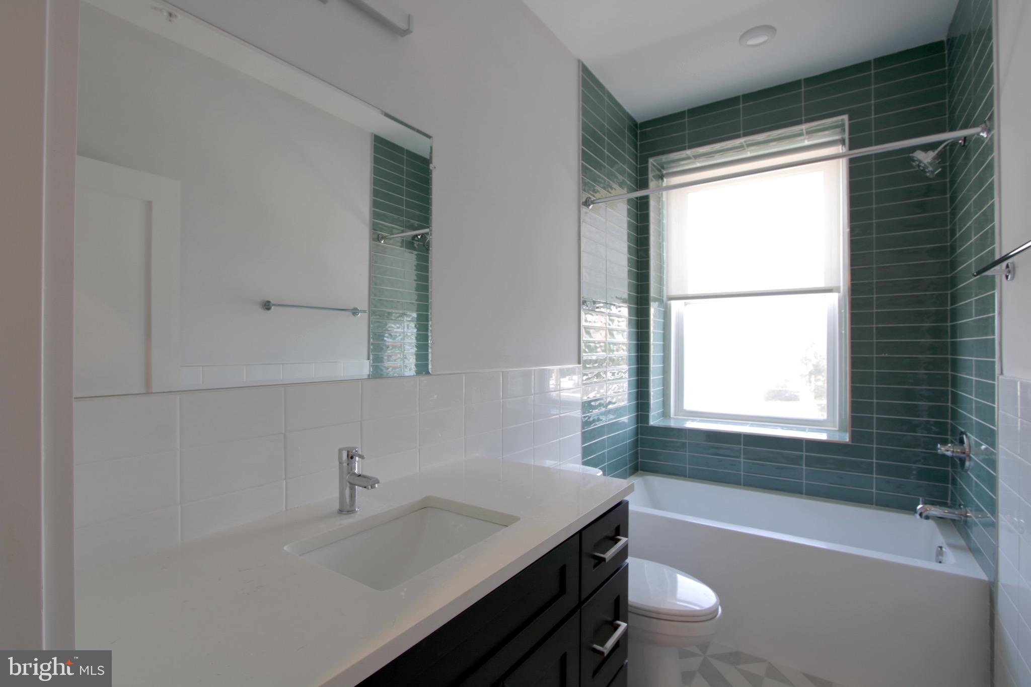 FRANKFORD - Residential Lease