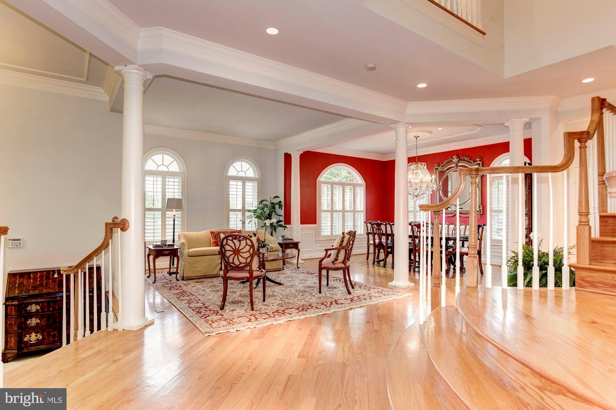 TARA MANOR - Residential