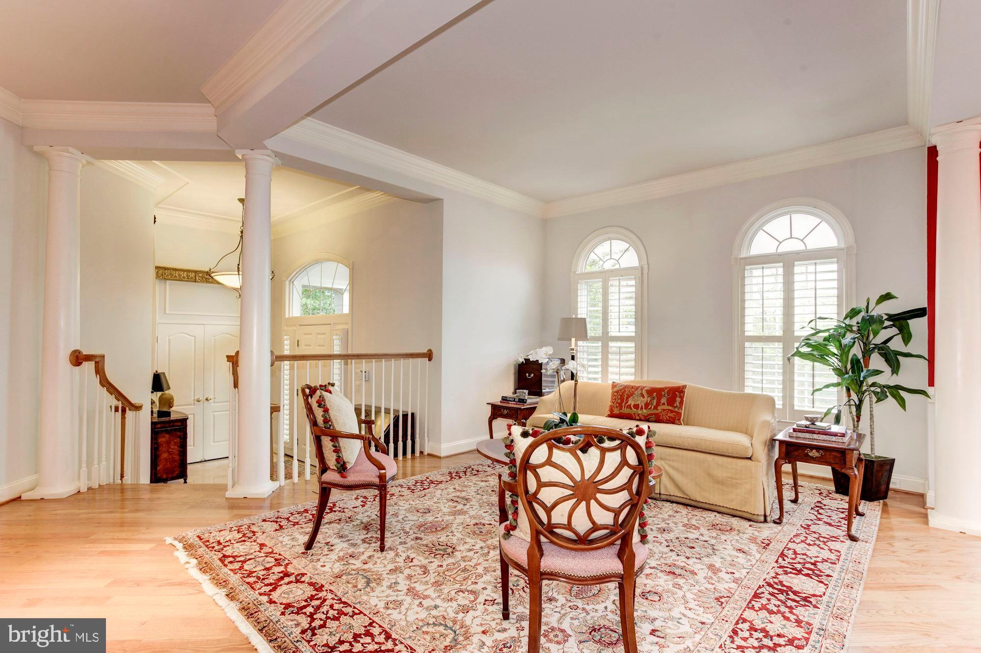 TARA MANOR - Residential