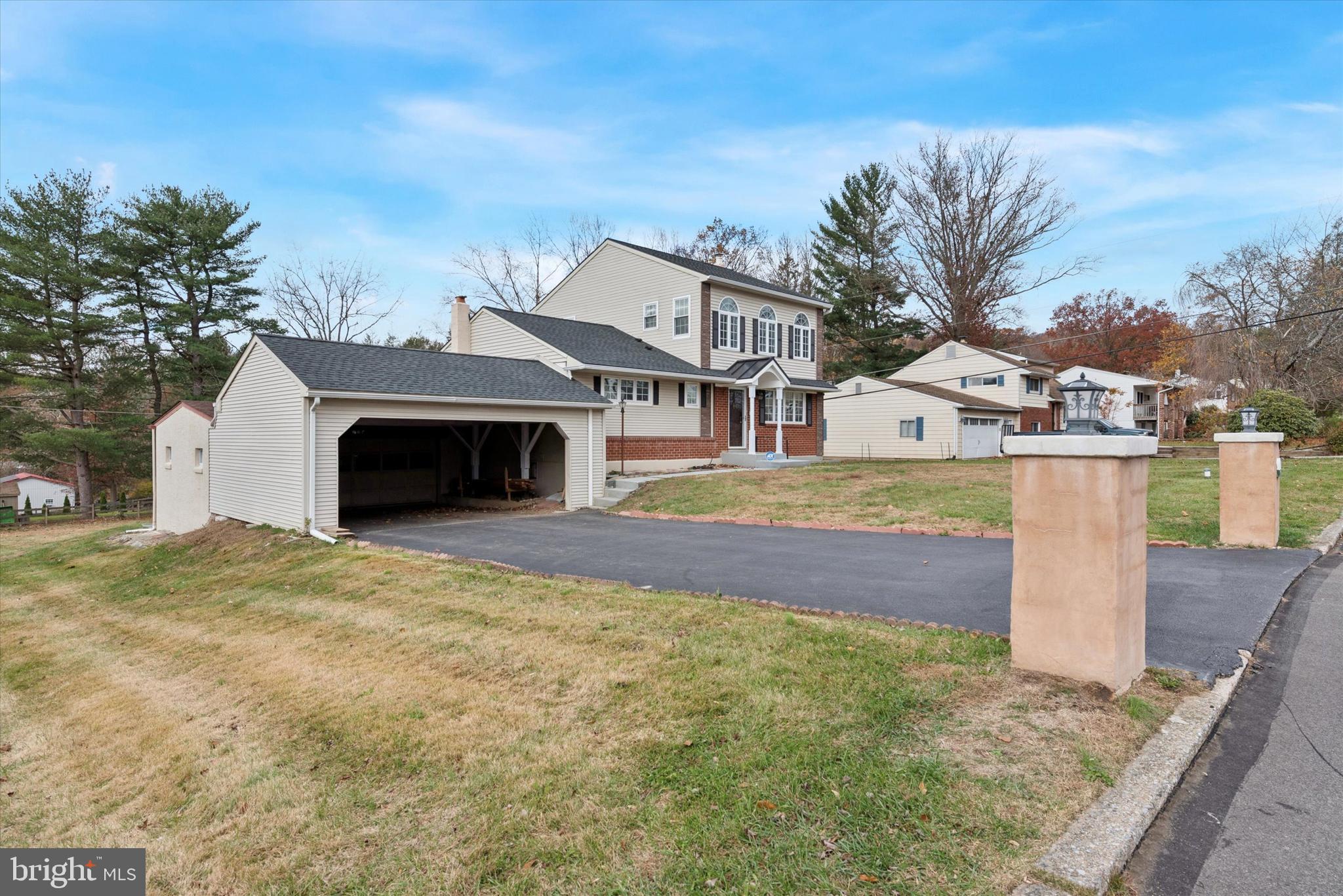 SUNSET GROVE - Residential