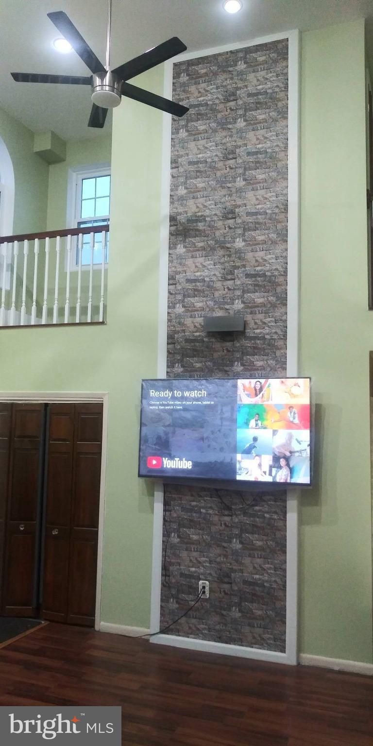 SUNSET GROVE - Residential