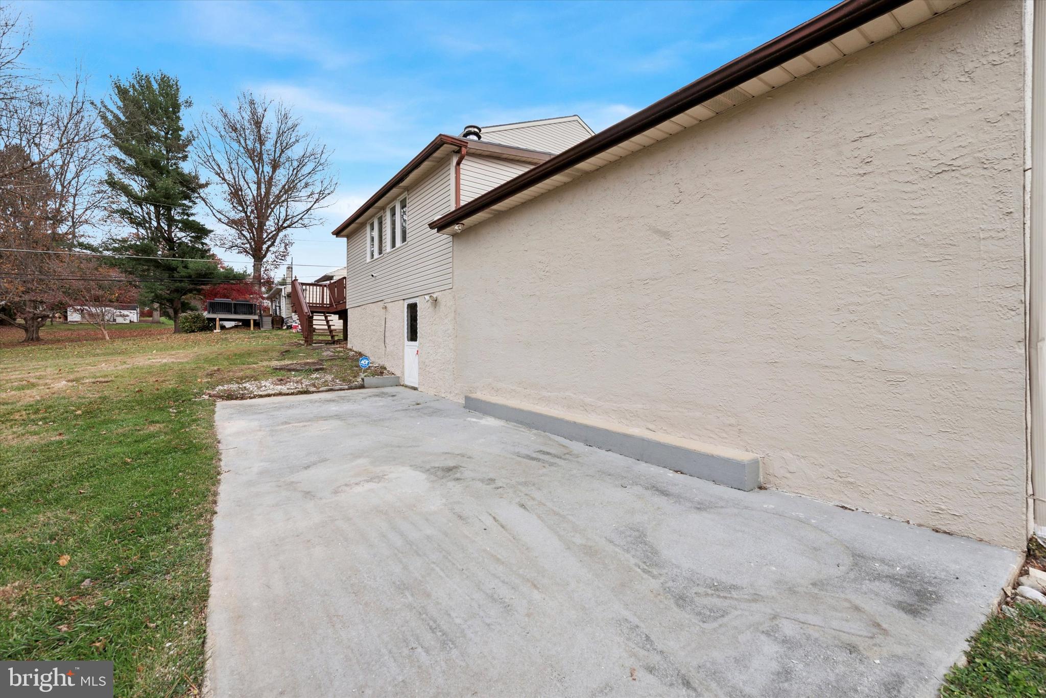 SUNSET GROVE - Residential