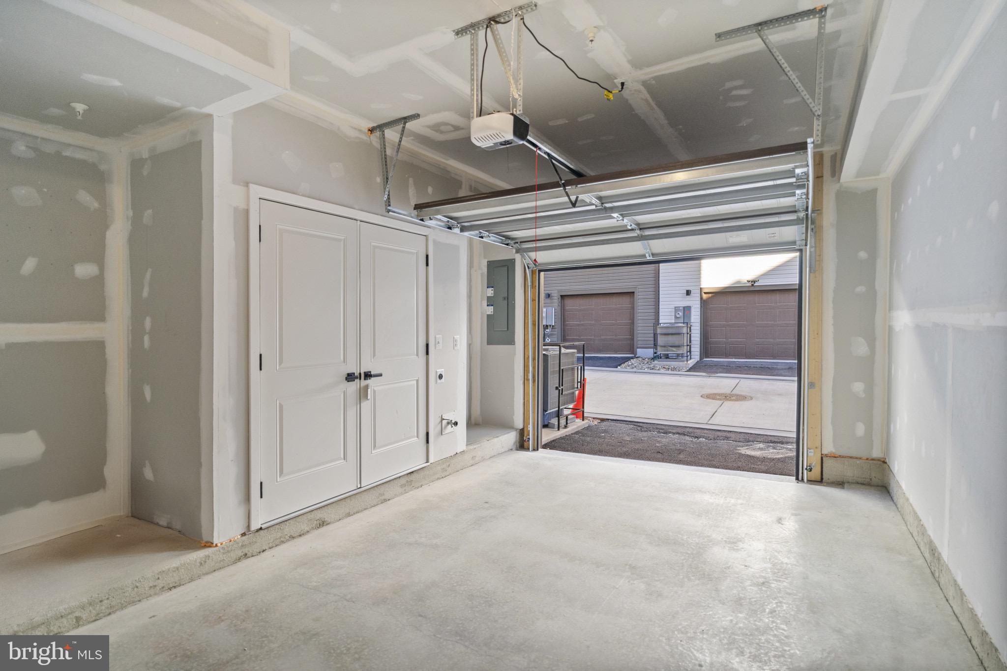 RESERVOIR HILL - Residential Lease