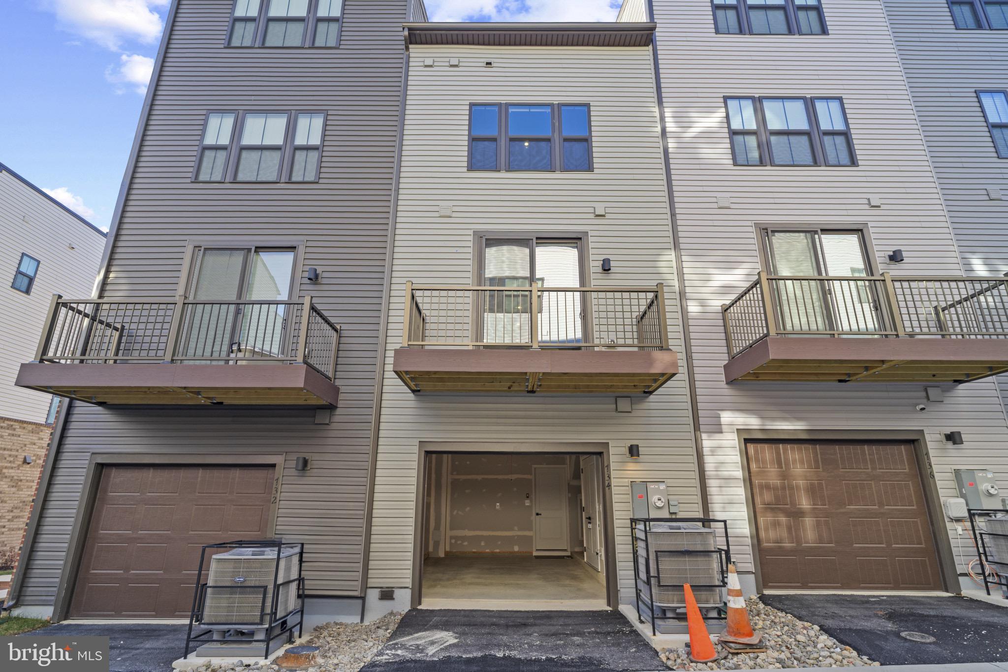 RESERVOIR HILL - Residential Lease