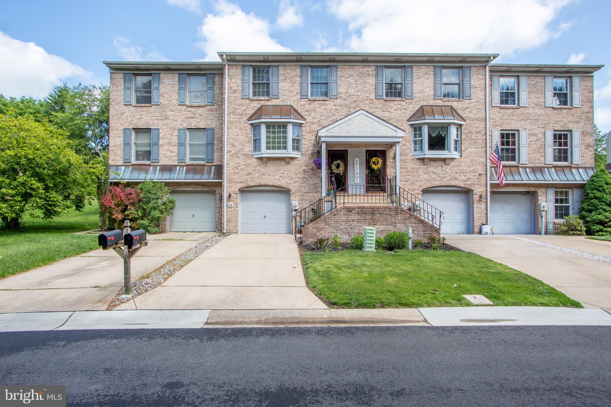 LIMESTONE HILLS - Residential