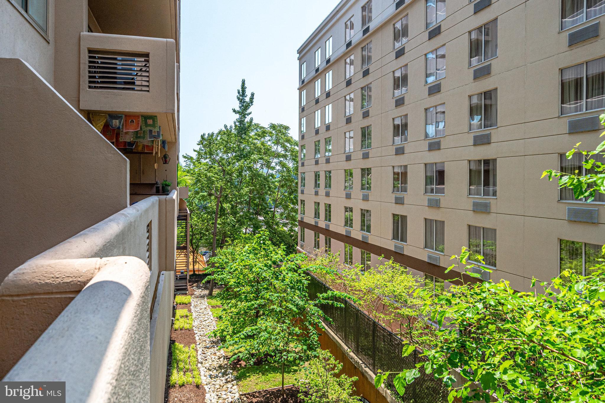 COURTHOUSE - Residential