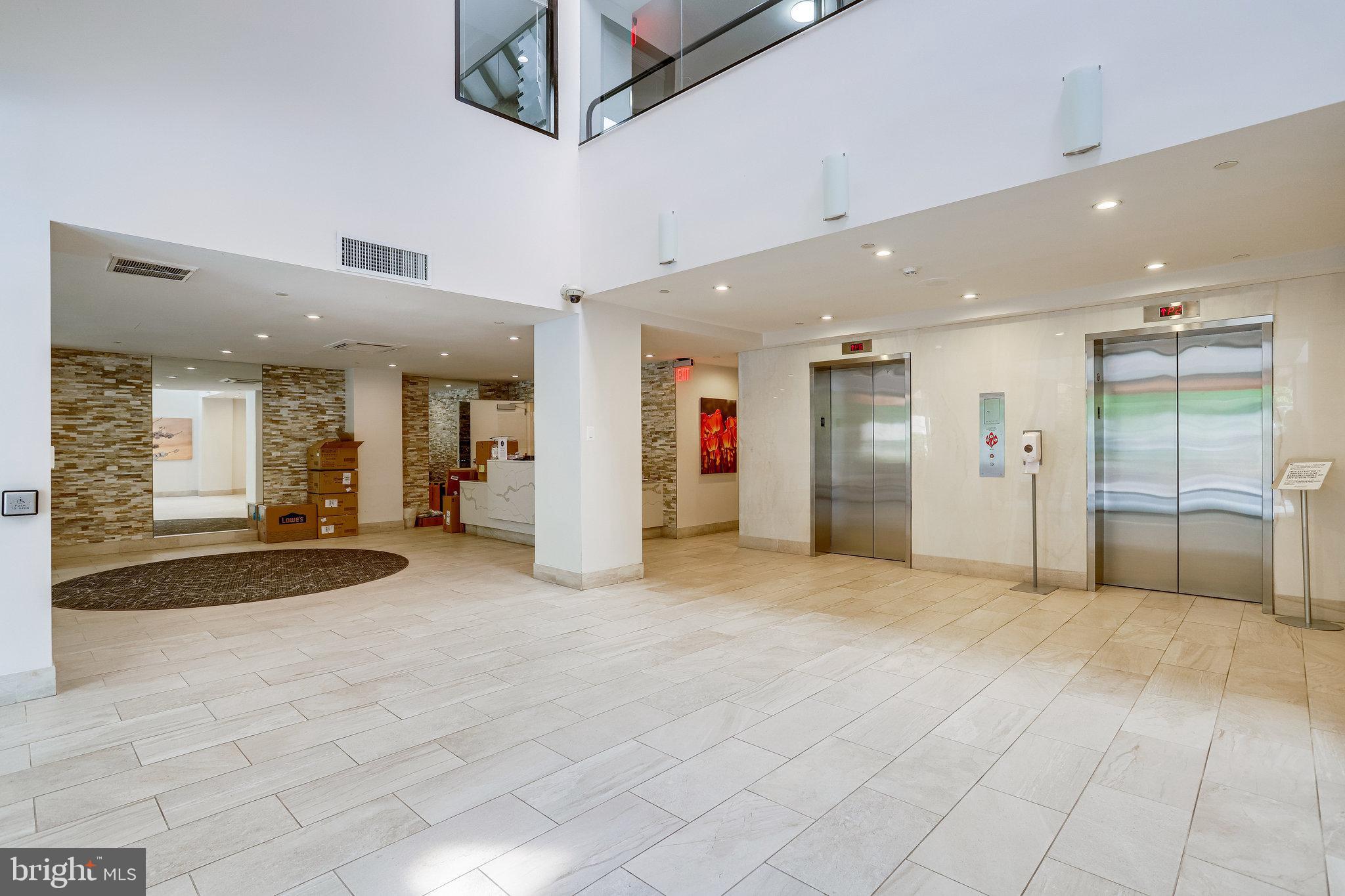 COURTHOUSE - Residential