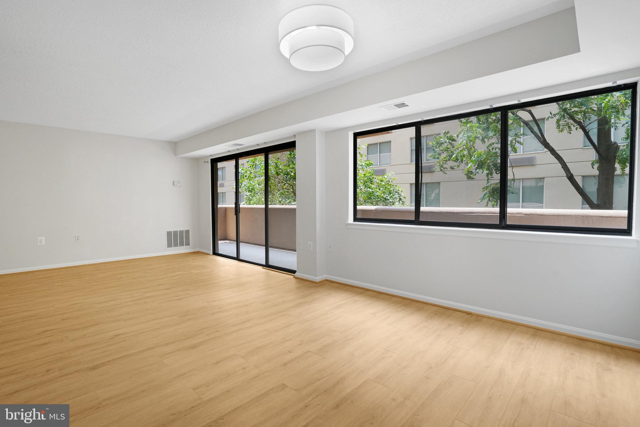 COURTHOUSE - Residential