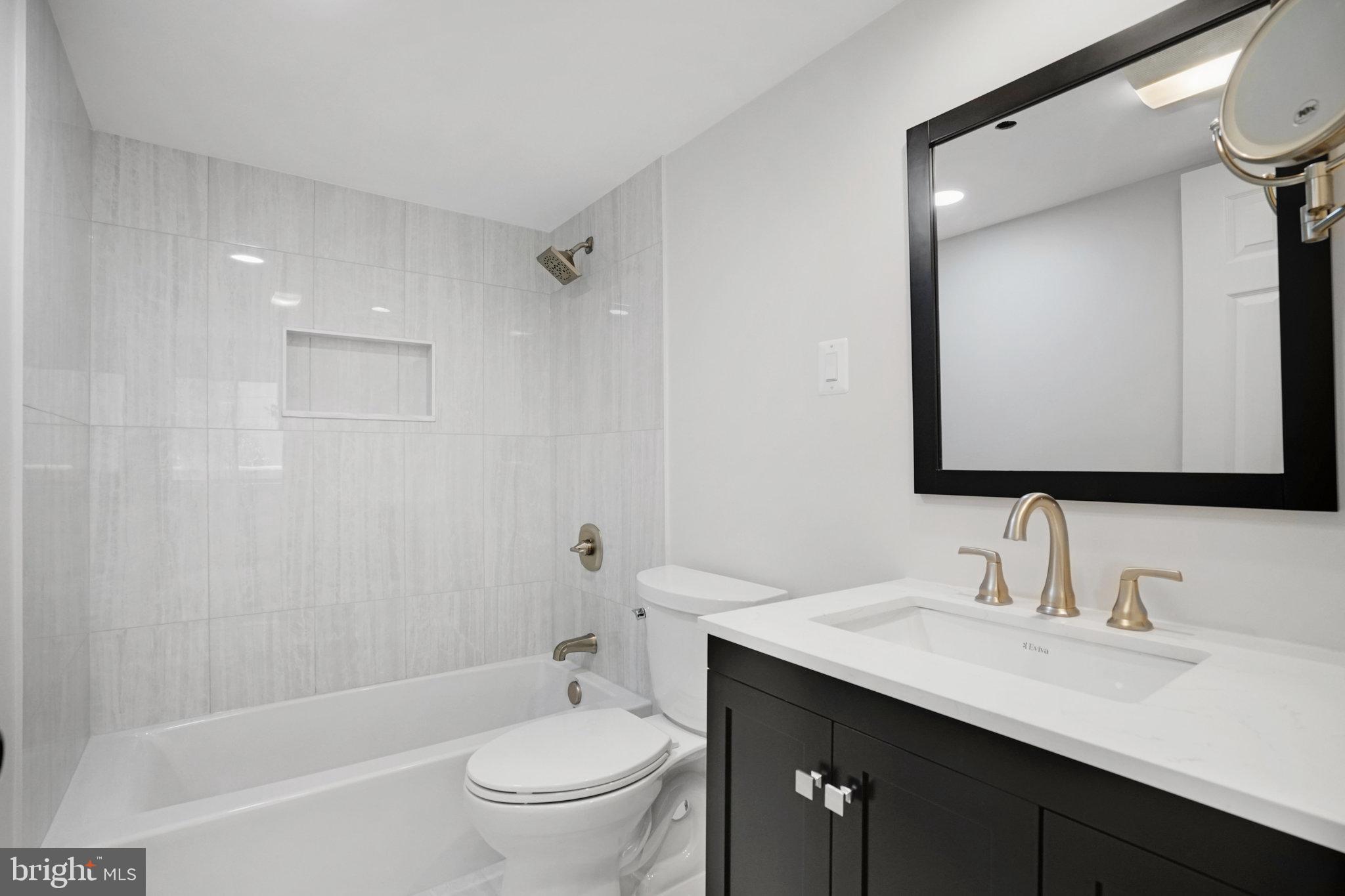 COURTHOUSE - Residential