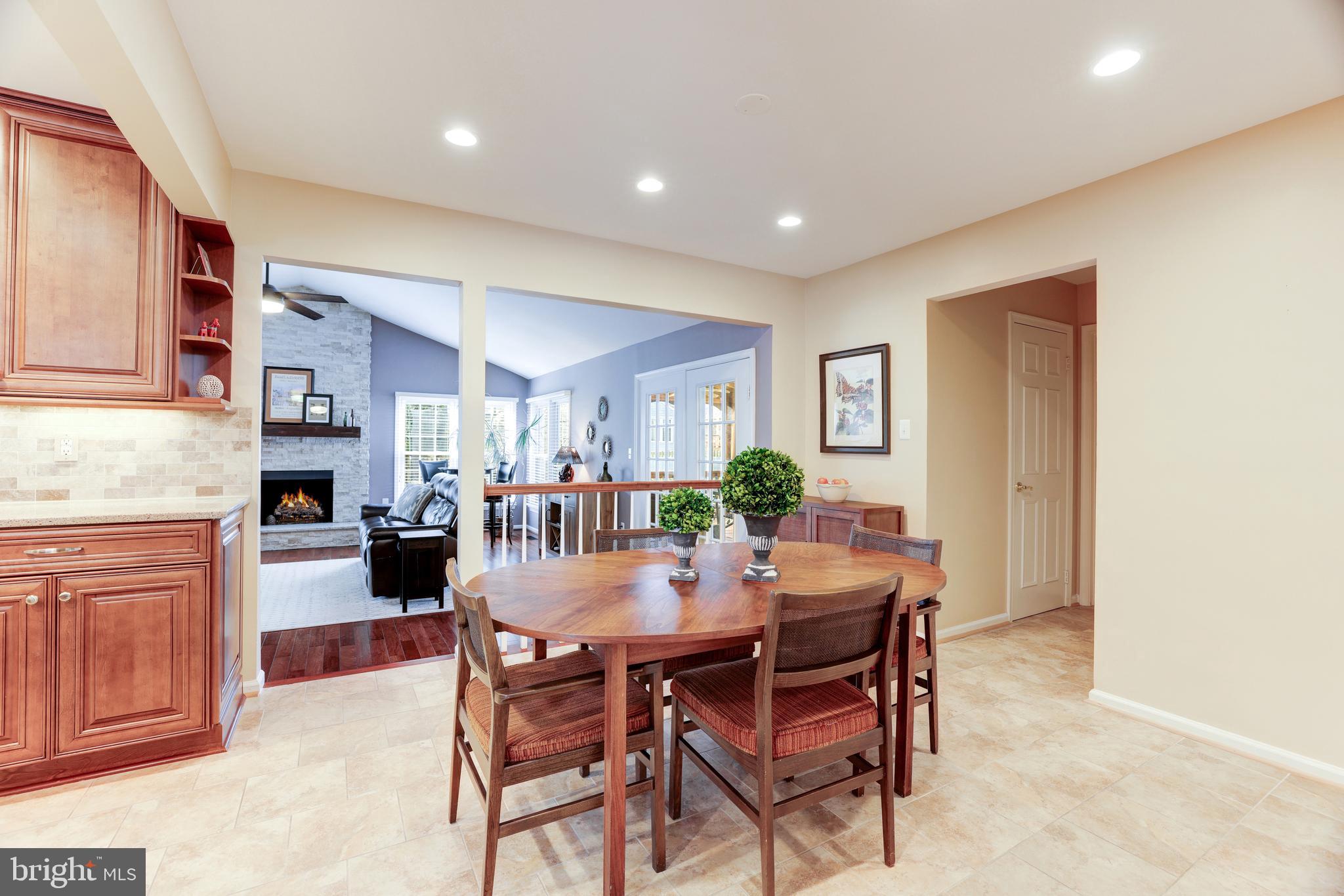 CHANTILLY HIGHLANDS - Residential