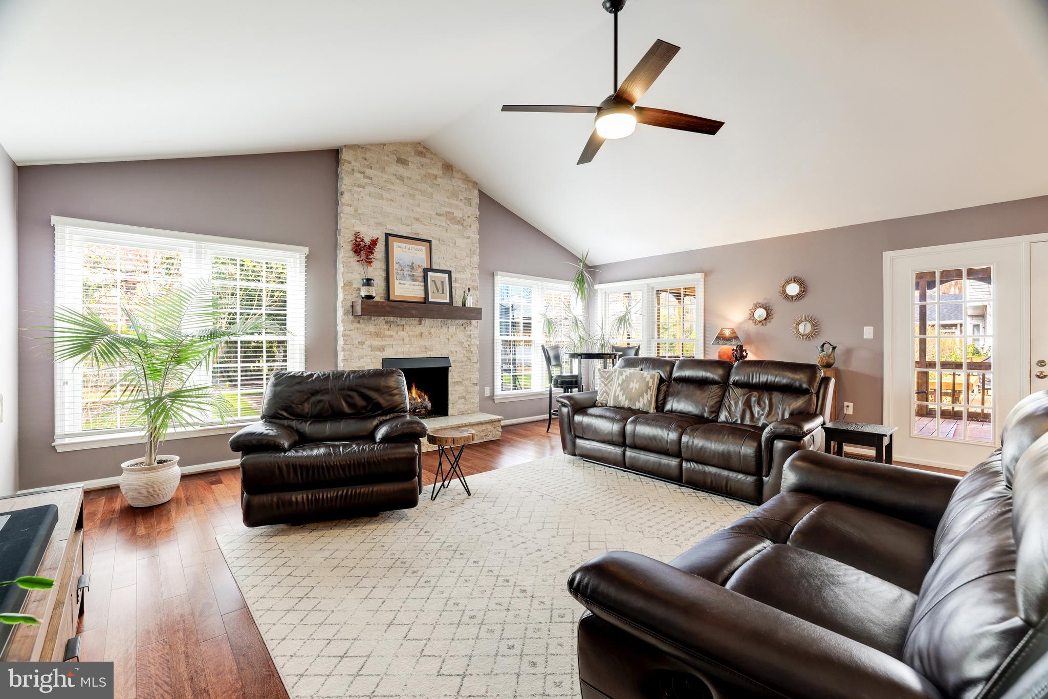 CHANTILLY HIGHLANDS - Residential