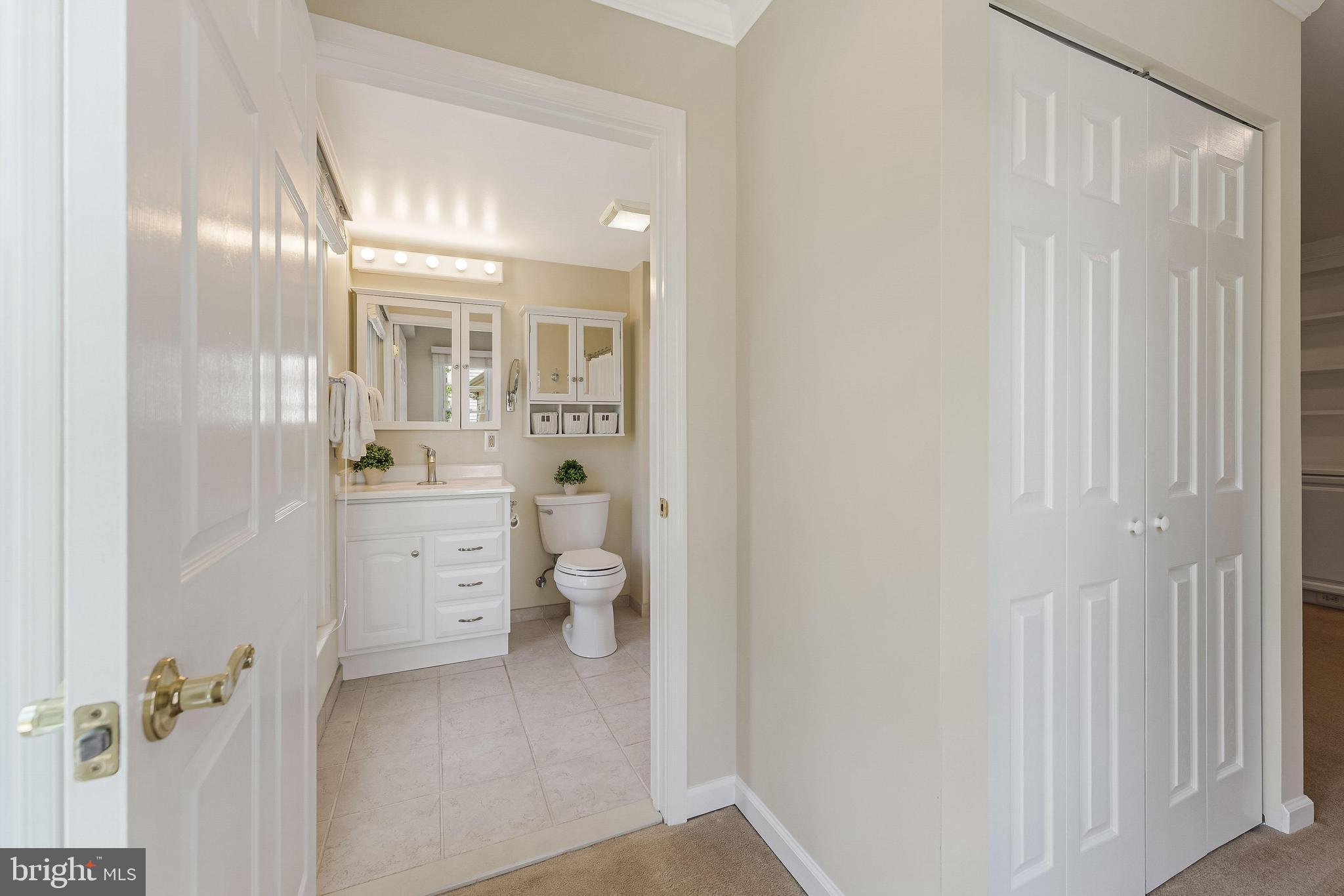 CHANTILLY HIGHLANDS - Residential