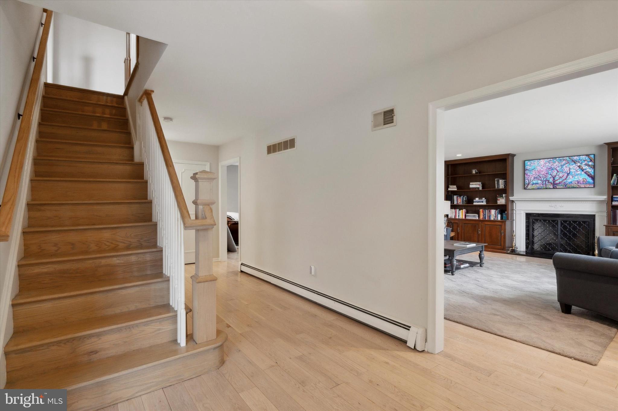 GLADWYNE - Residential