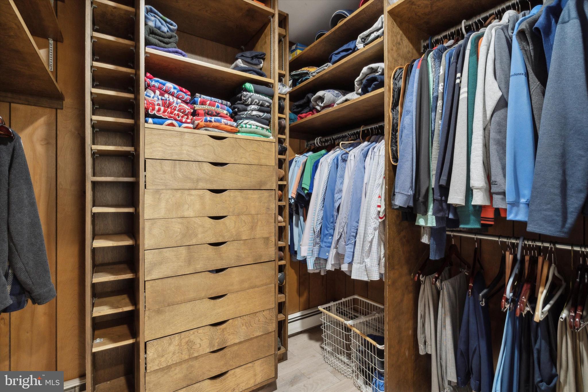 GLADWYNE - Residential