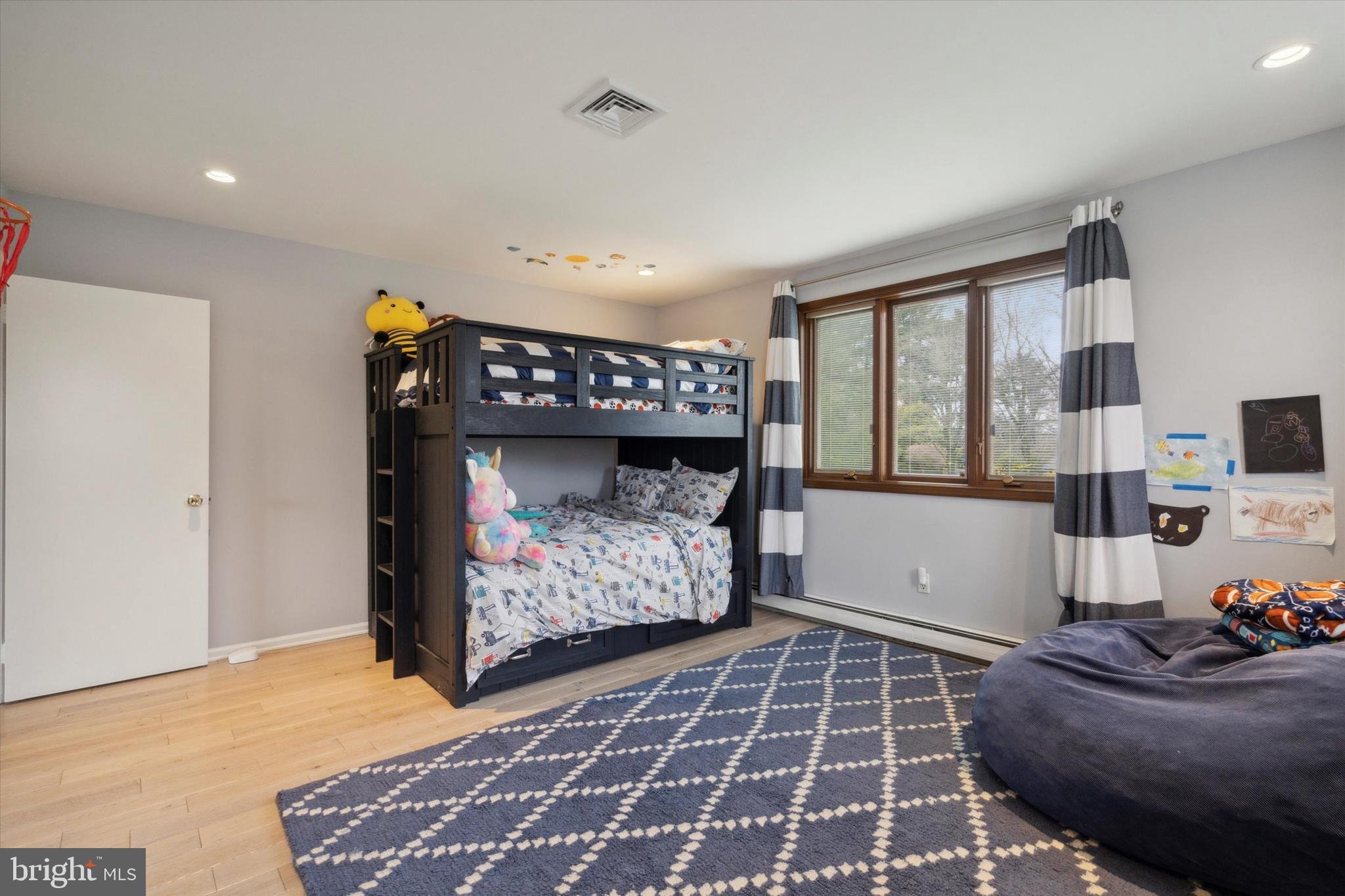 GLADWYNE - Residential