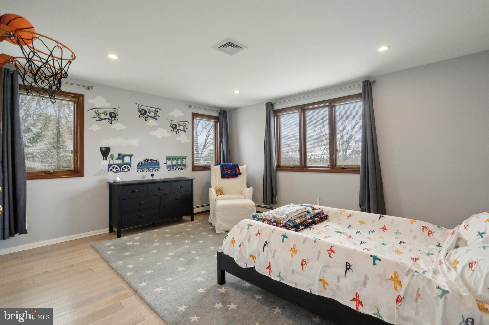 GLADWYNE - Residential