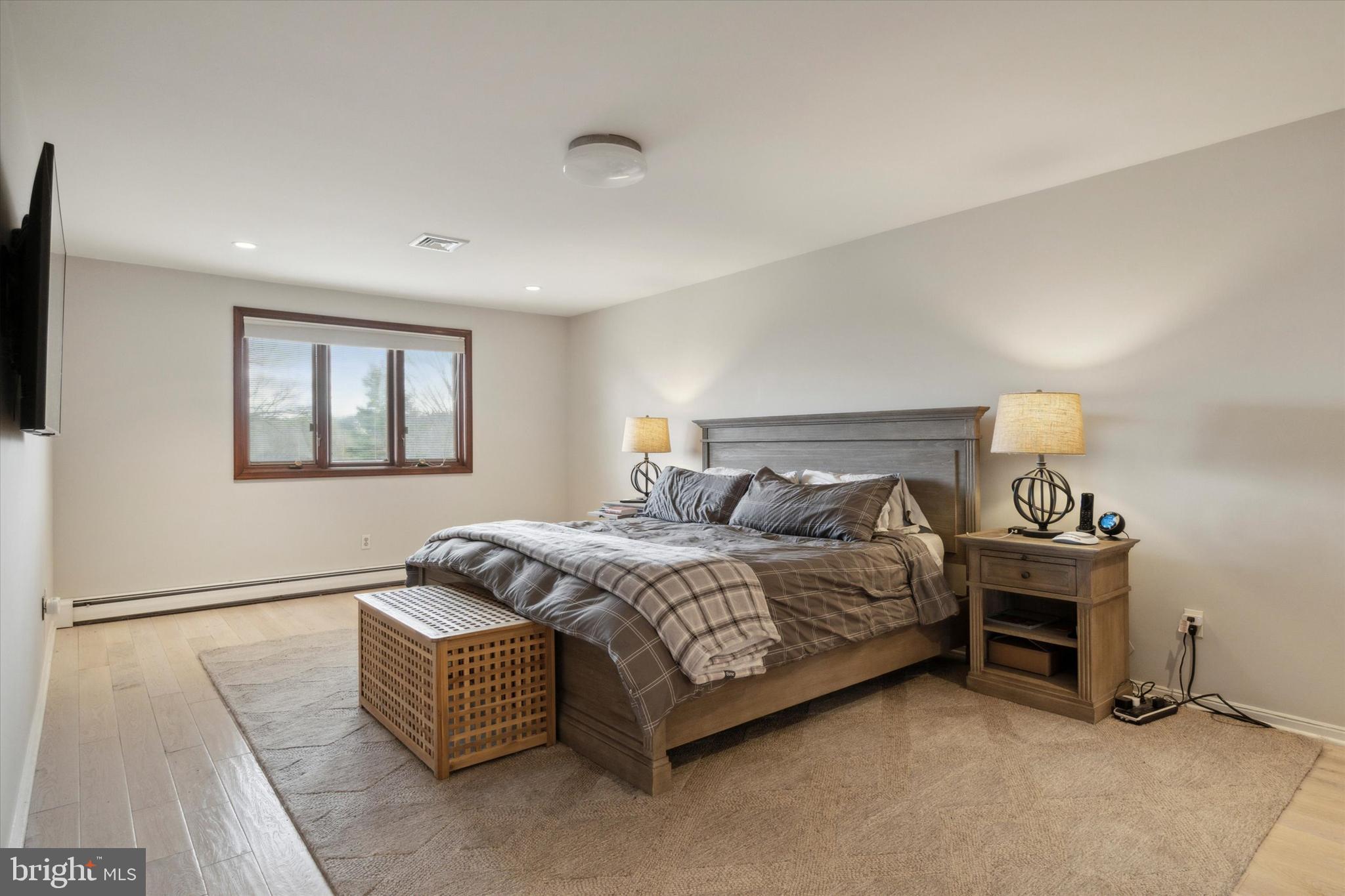 GLADWYNE - Residential