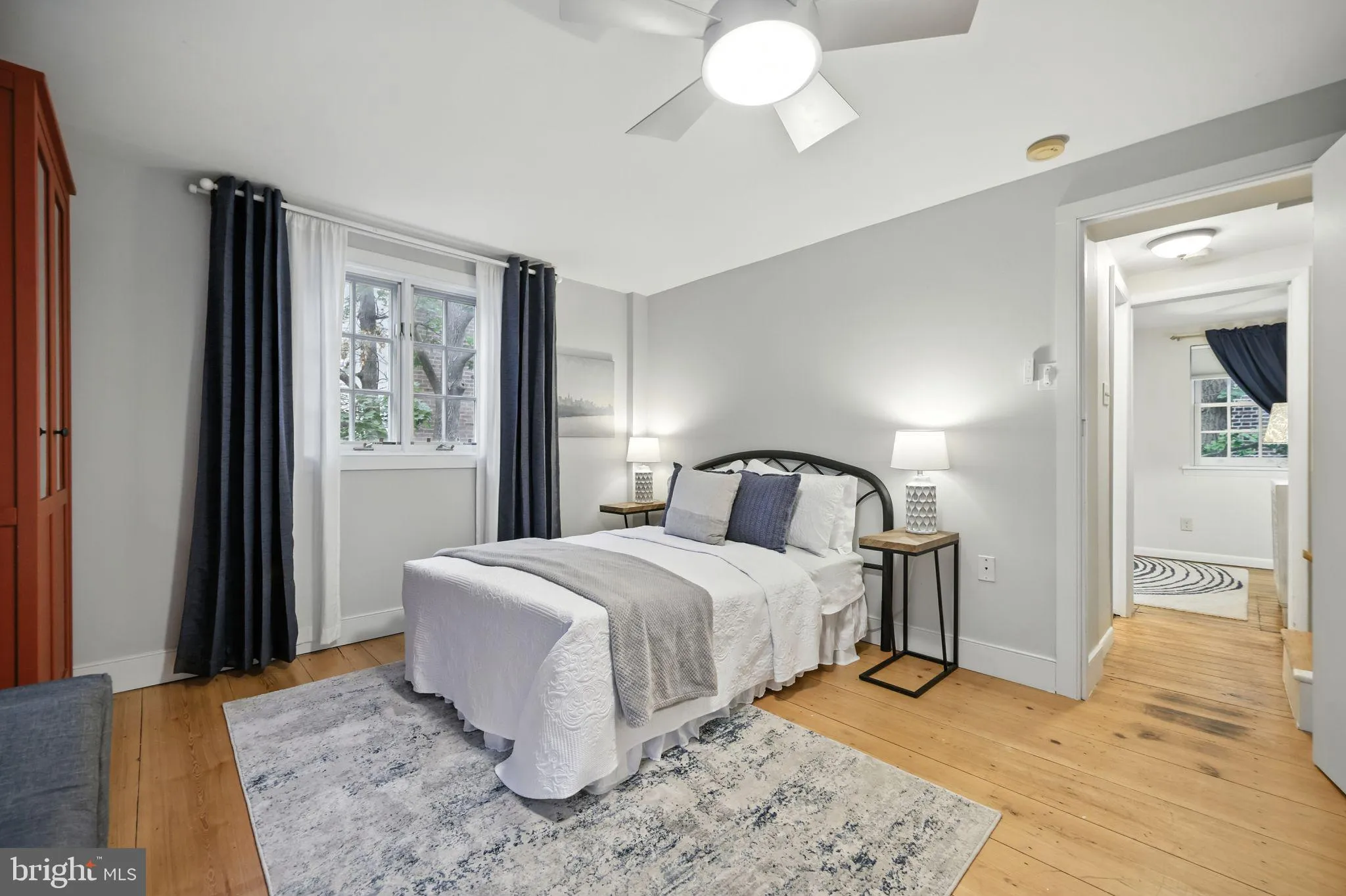 Philadelphia, Pennsylvania 19147, United States, 3 Bedrooms Bedrooms, ,1 BathroomBathrooms,Residential,Contingent,197145